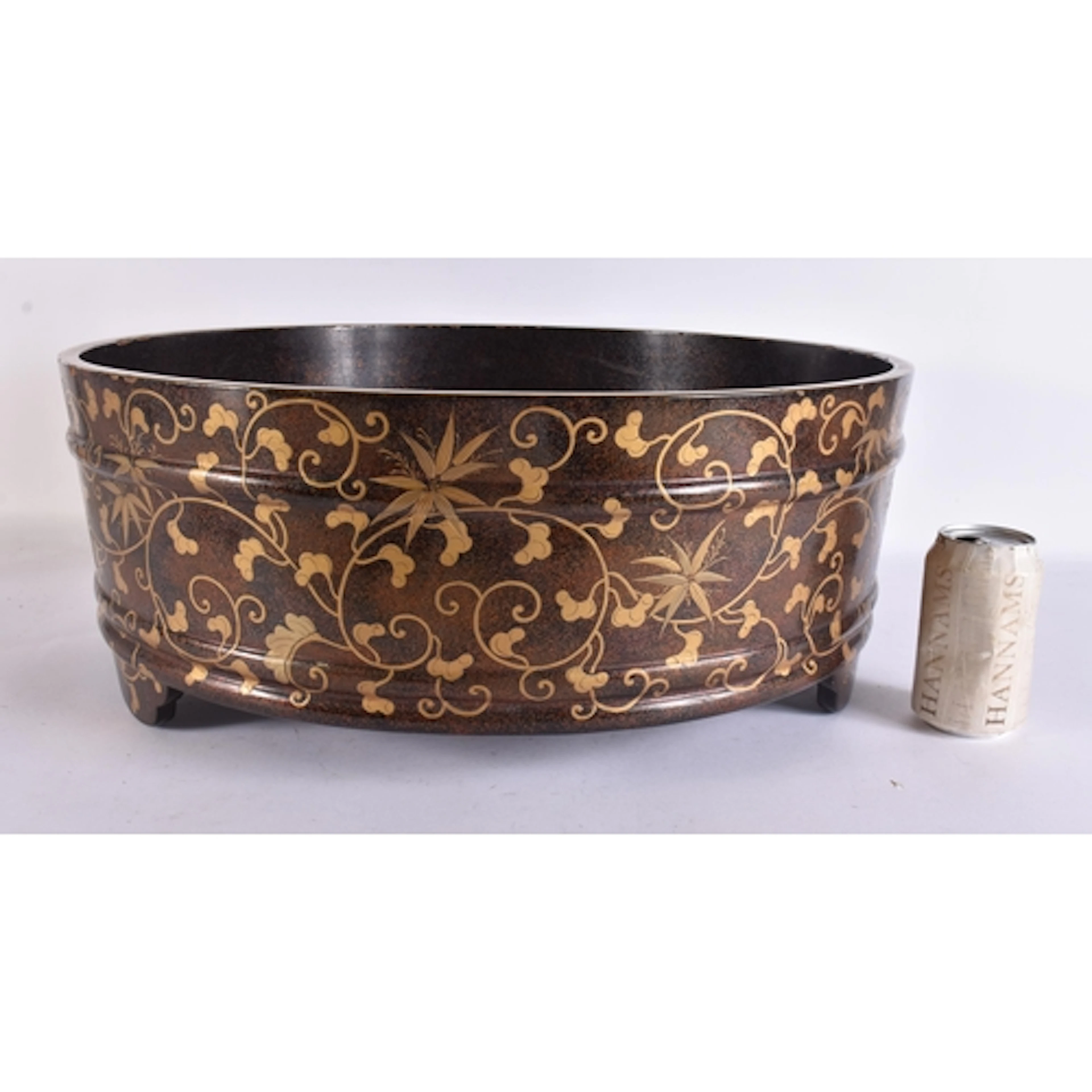 A MONUMENTAL 18TH CENTURY JAPANESE EDO PERIOD LACQUER TE-ARA...