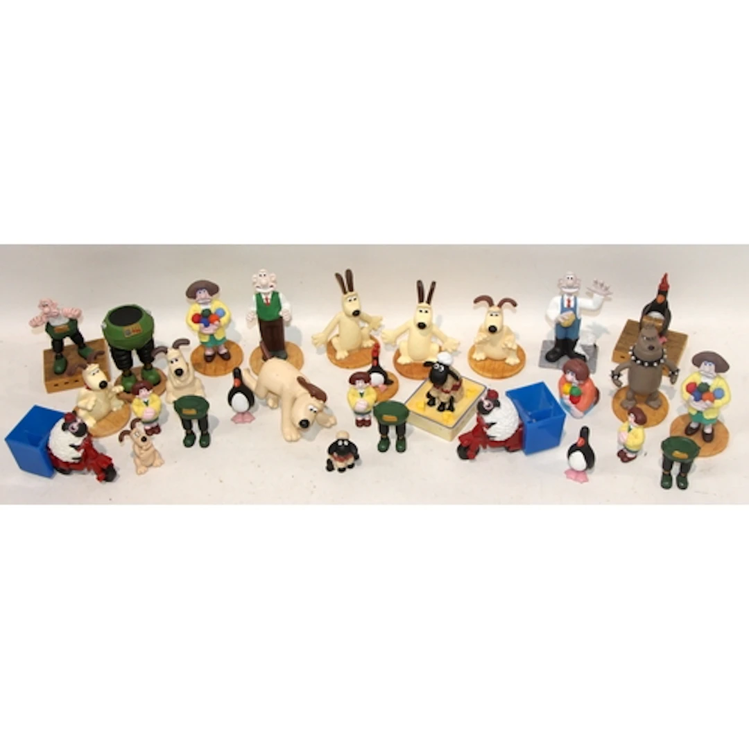Wallace and Gromit collectables: A large collection of figur...