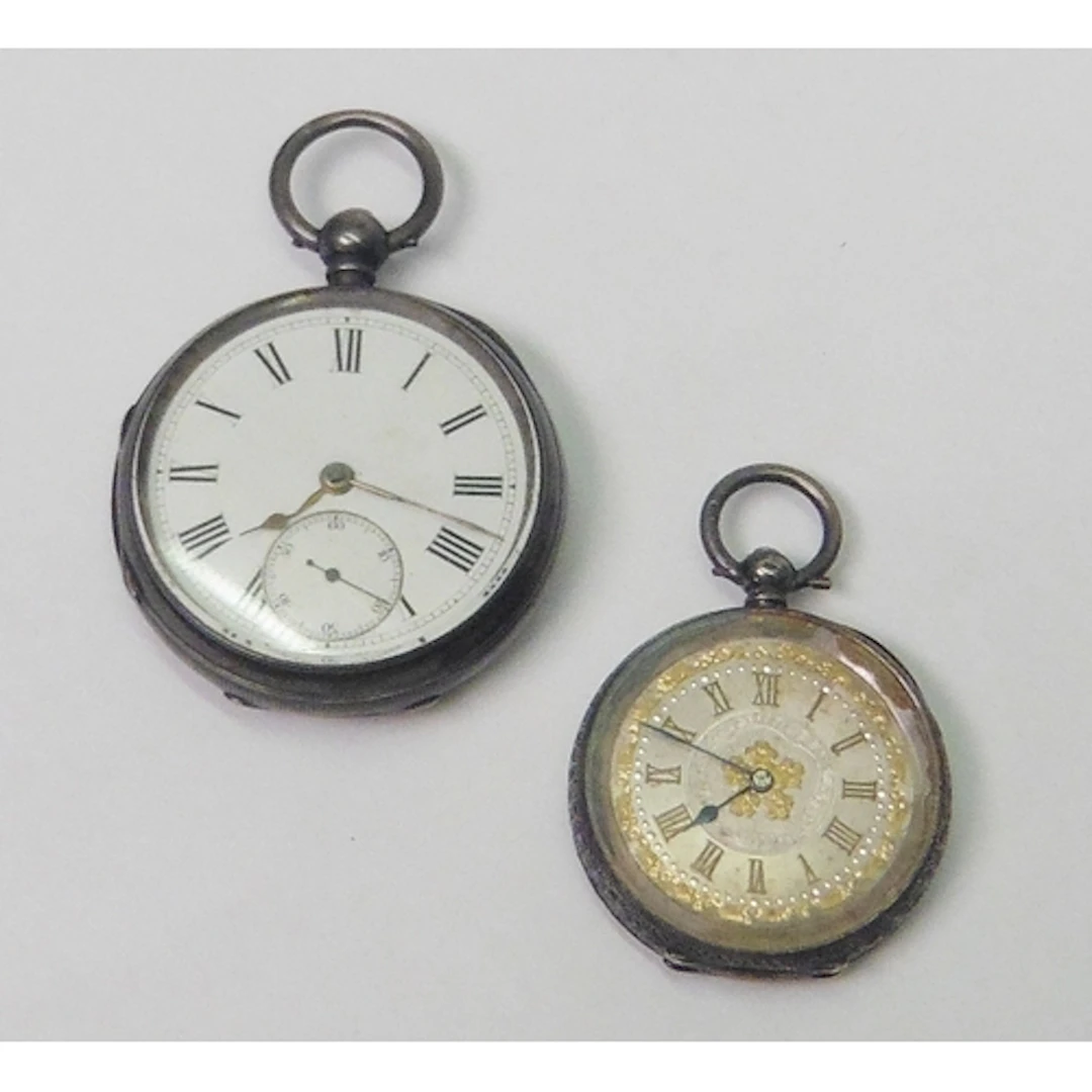 A Victorian pocket watch comprising an unsigned fusee moveme...