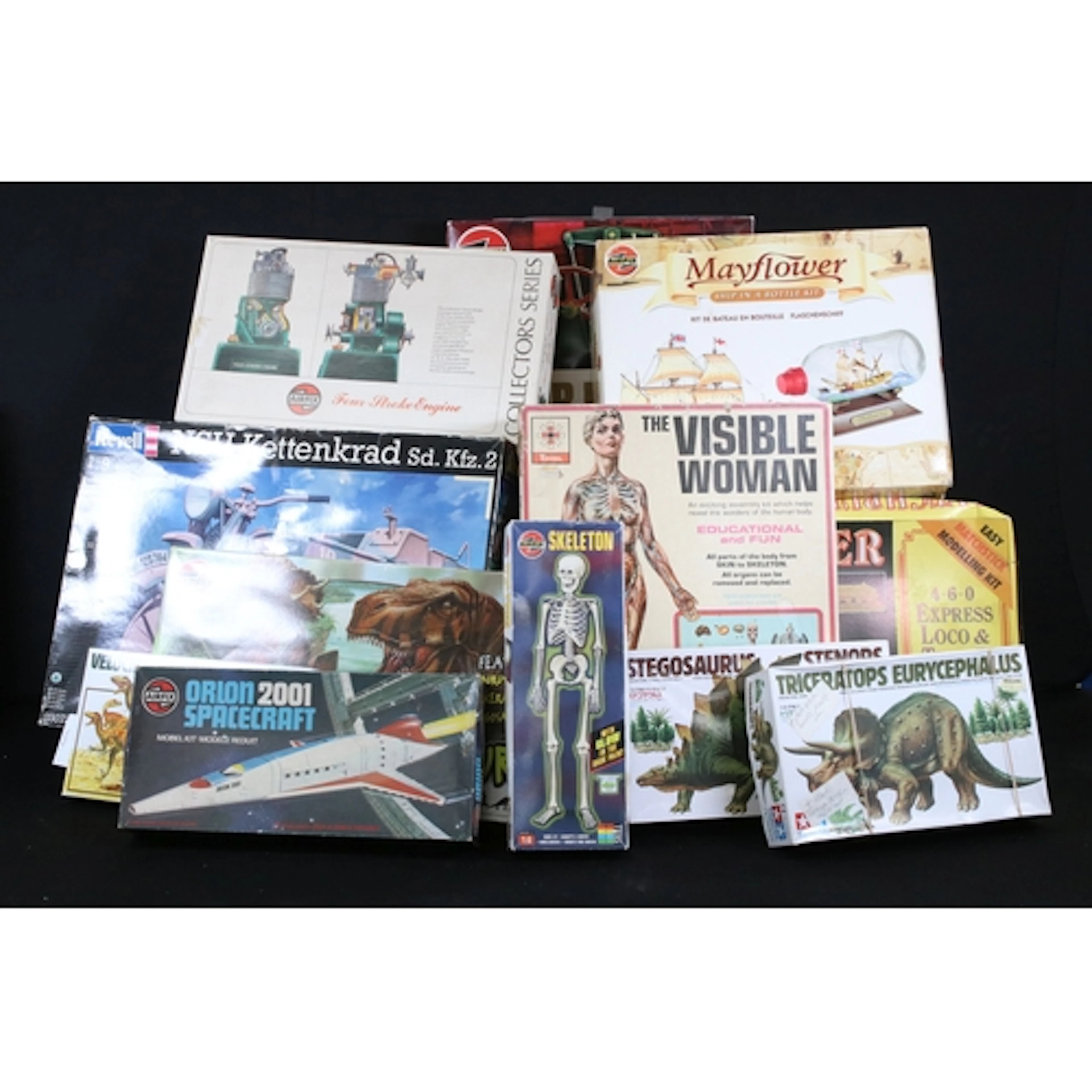 13 Boxed plastic model kits to include Revell 03072 1/9 NSU ...