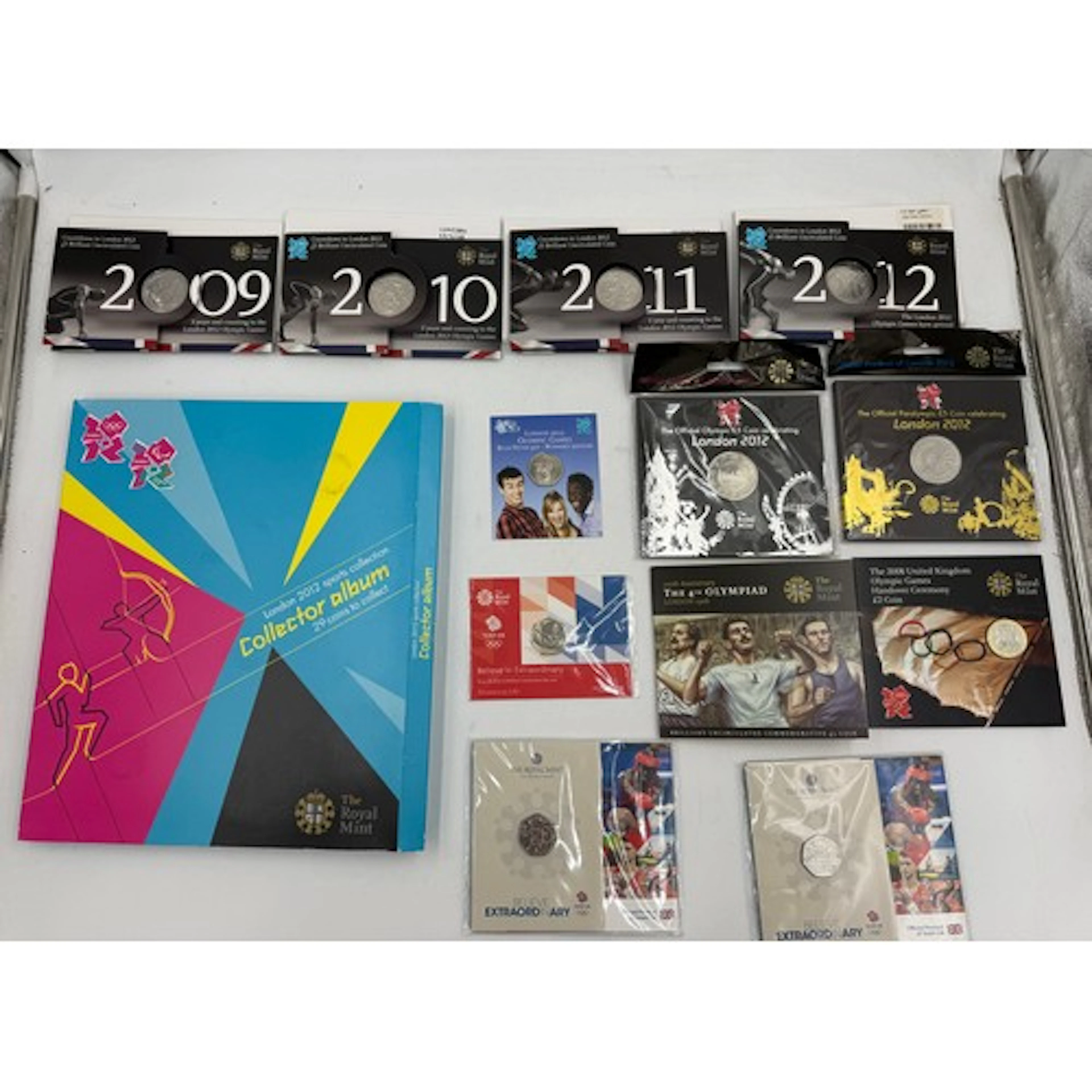 Royal Mint London 2012 Sports collection Collector album (co...