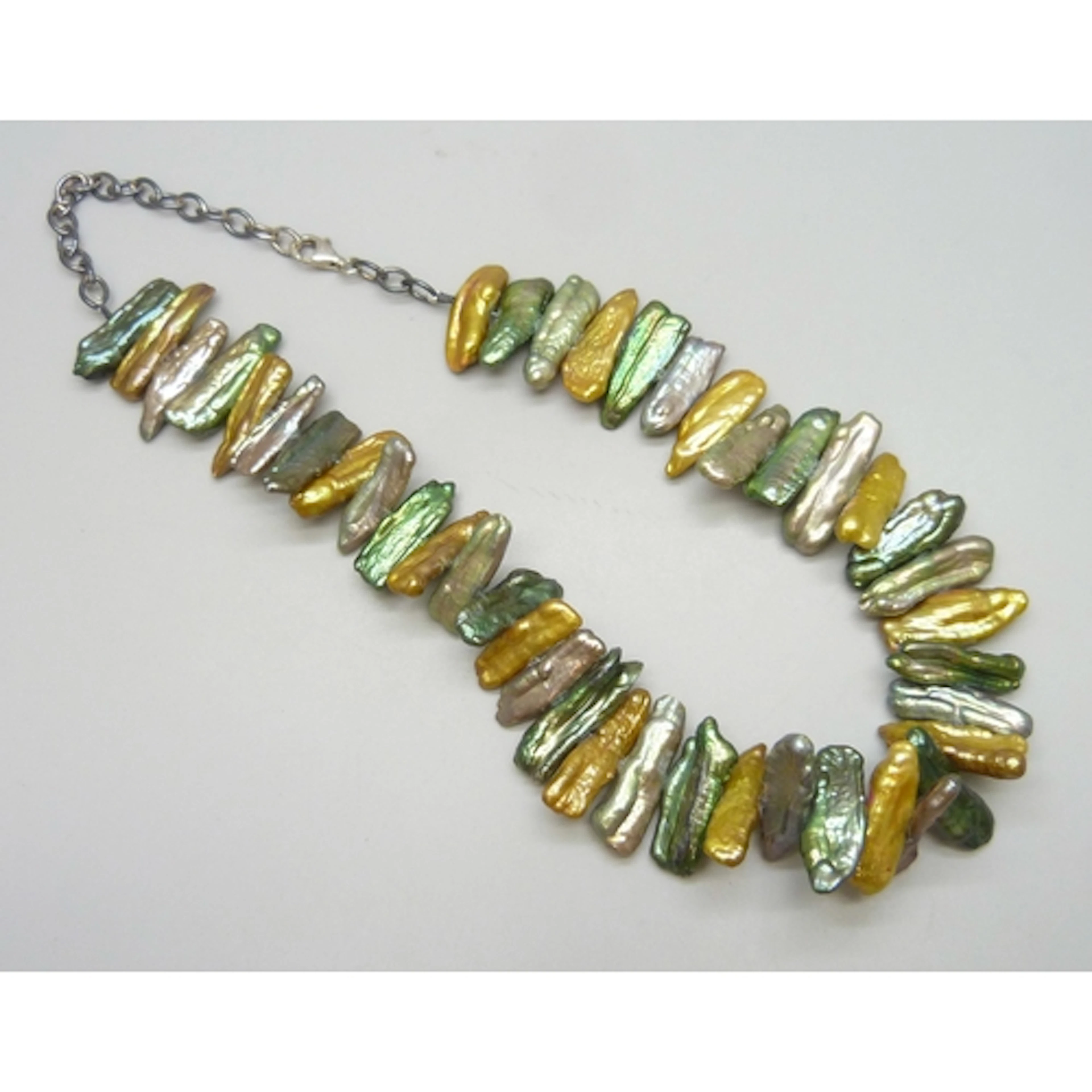 A multi coloured keshi pearl necklace with a silver clasp, 4...