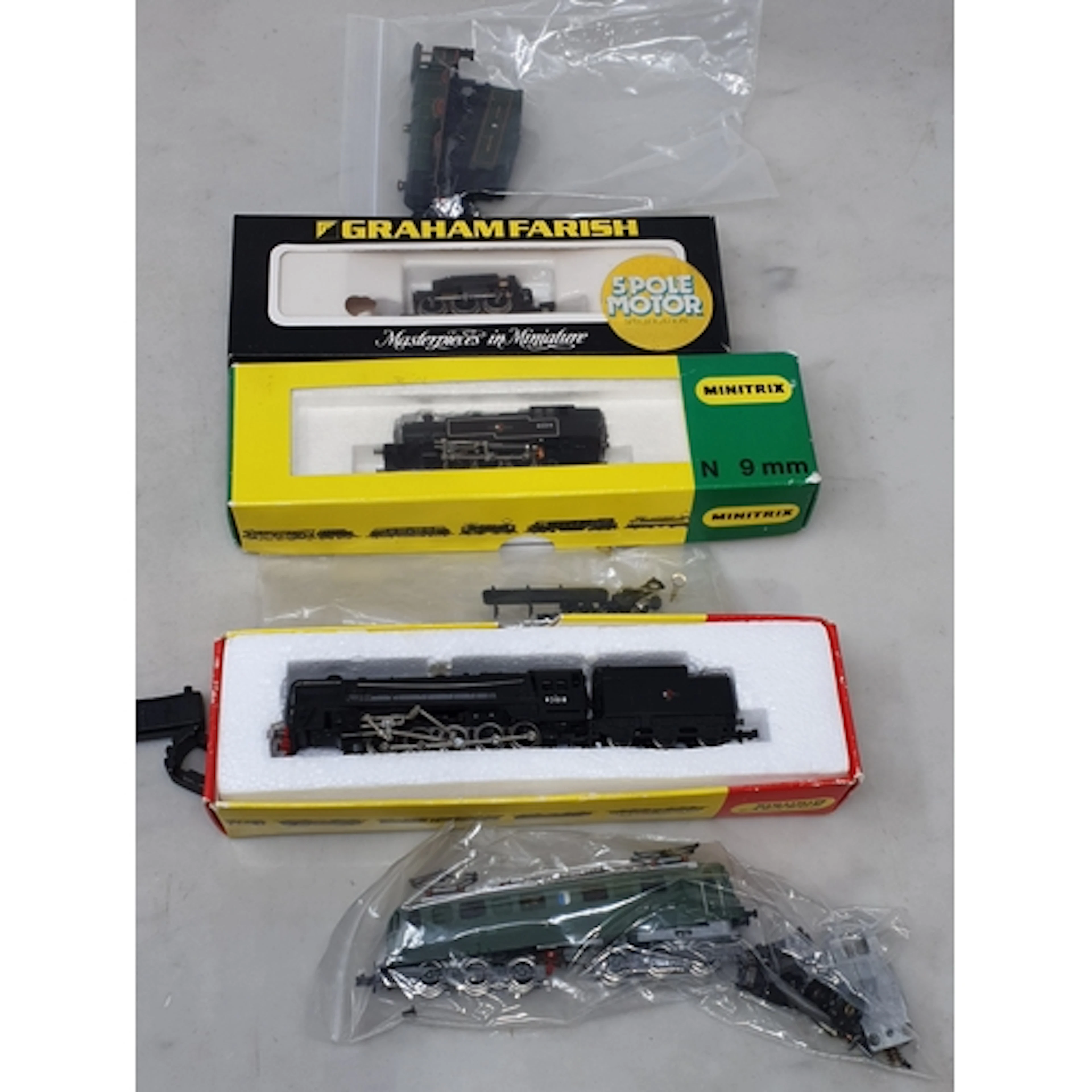 A collection of N gauge items for spares and repairs includi...