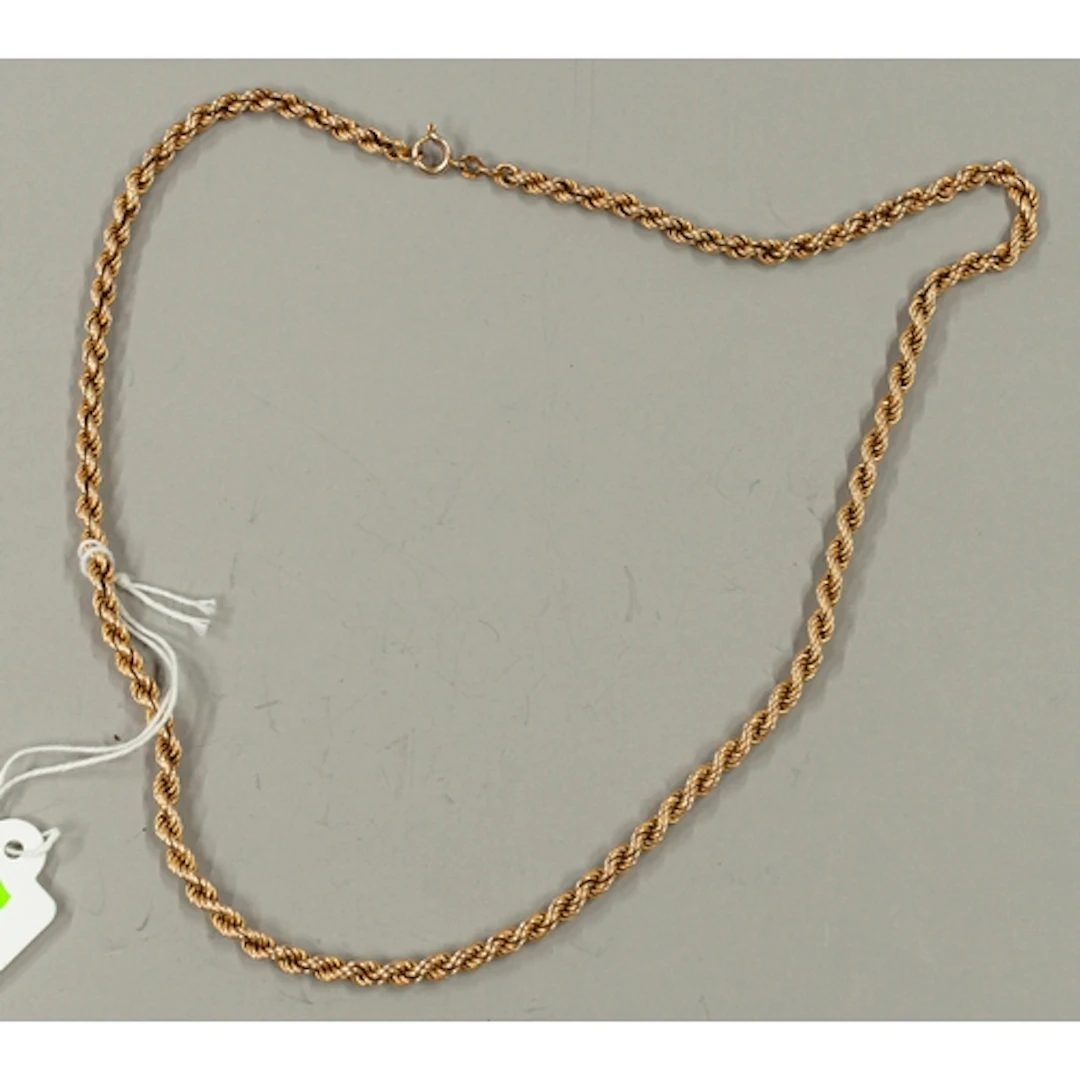 Jewellery: a 9ct yellow gold rope twist necklace, 51cm, 13.4...