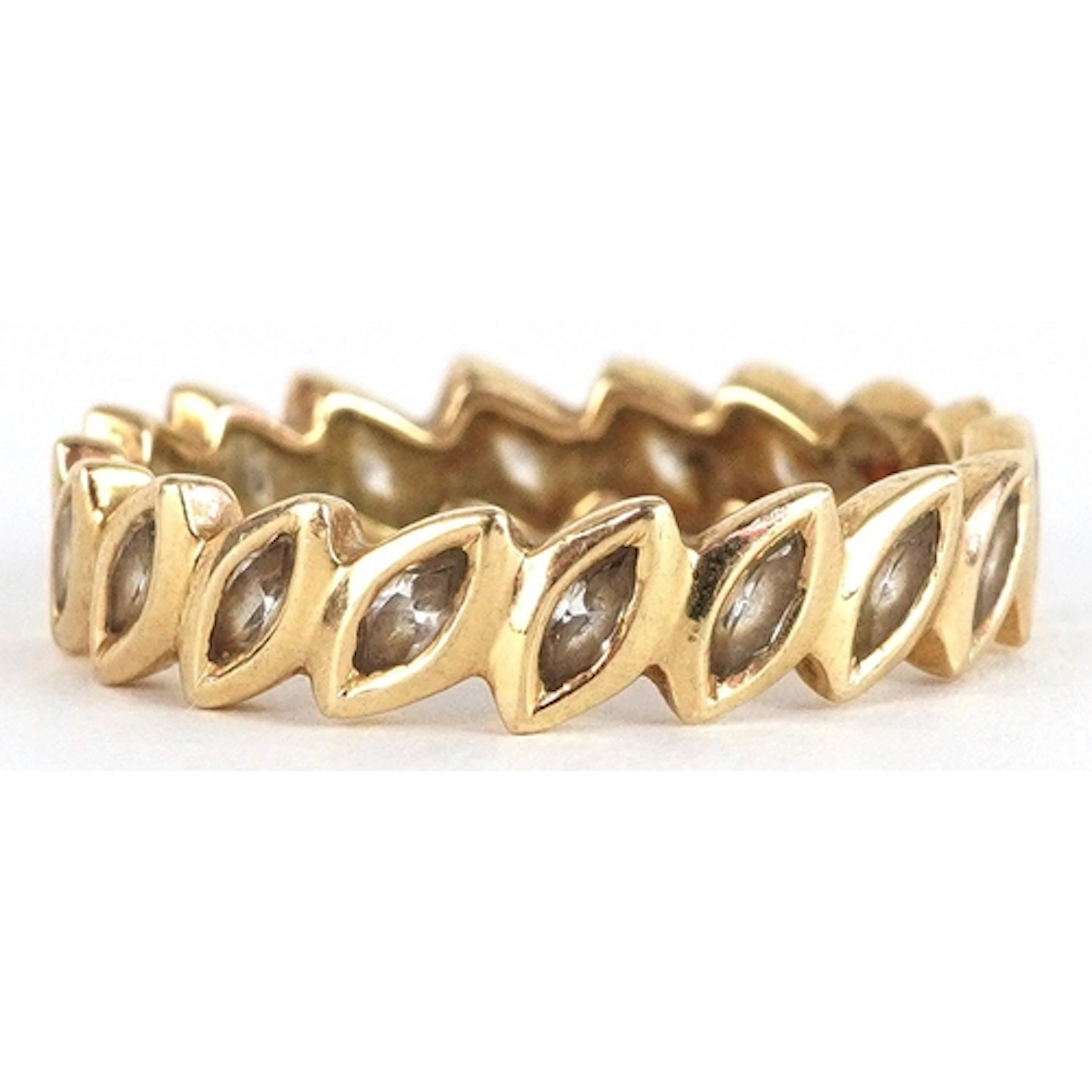 14ct gold cubic zirconia eternity ring, size P, 3.2g.