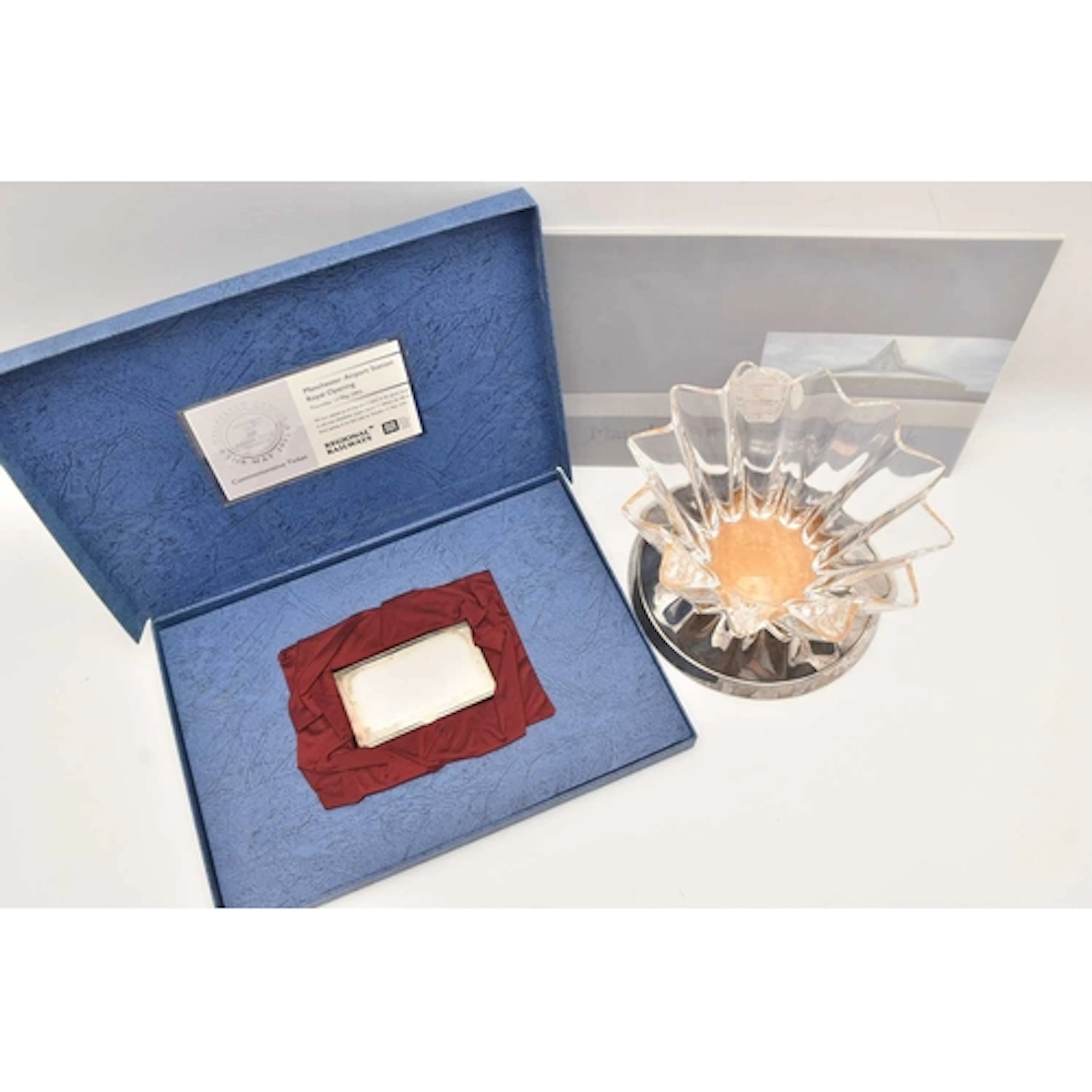 A BOXED 'P & O AURORA' SILVER BASE GLASS VASE & MANC...