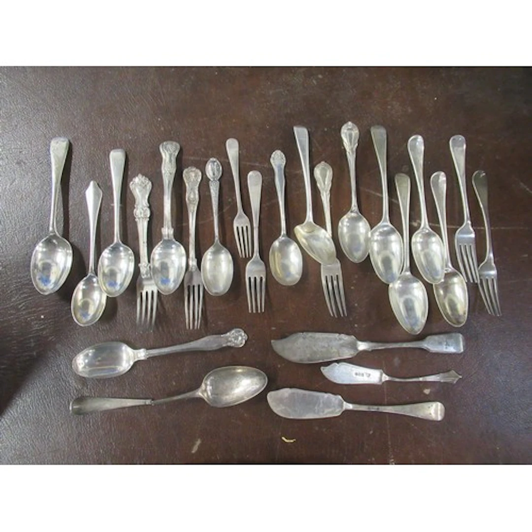 A collection of silver flatware, weight 26oz