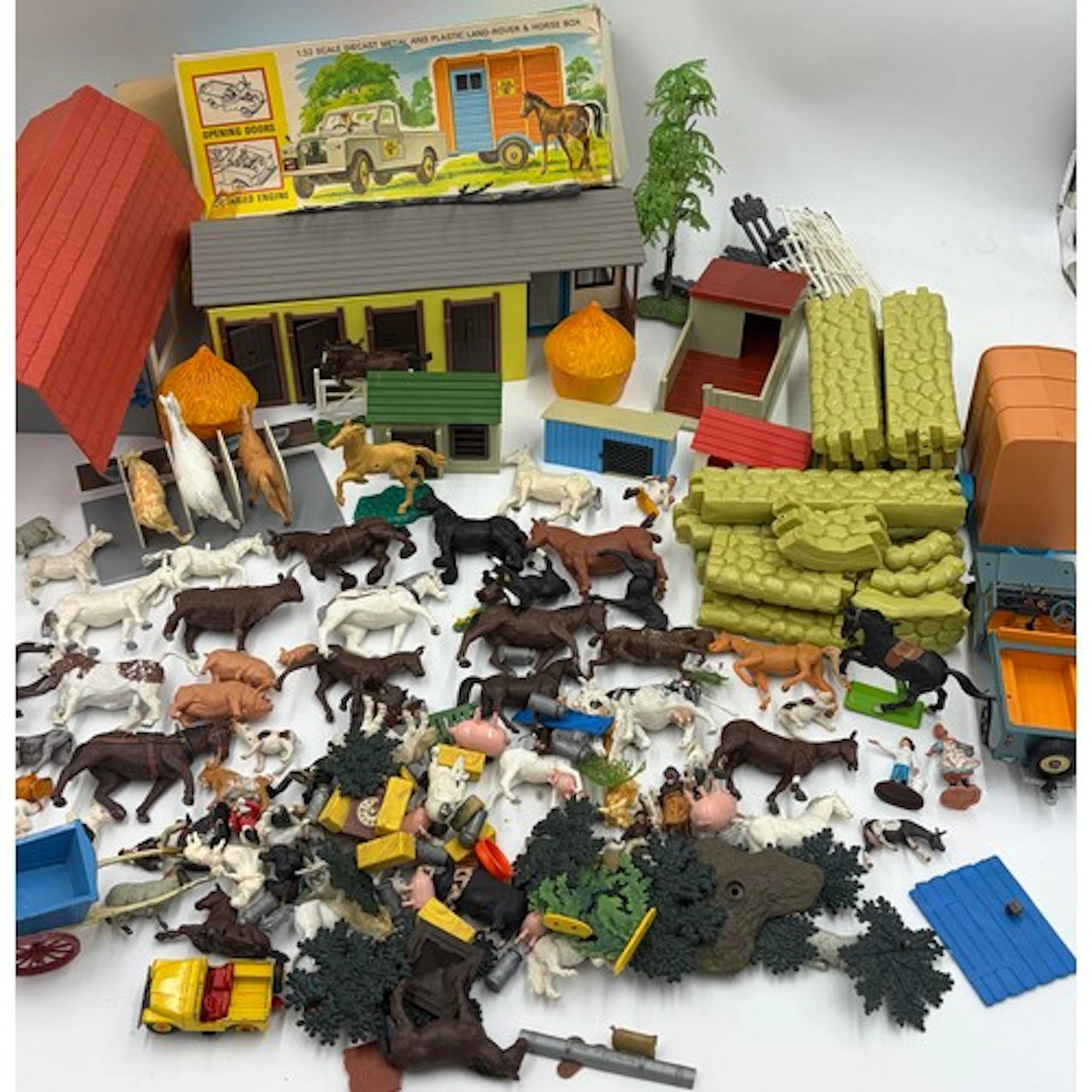 Large collection of Britains Farming items to include buildi...