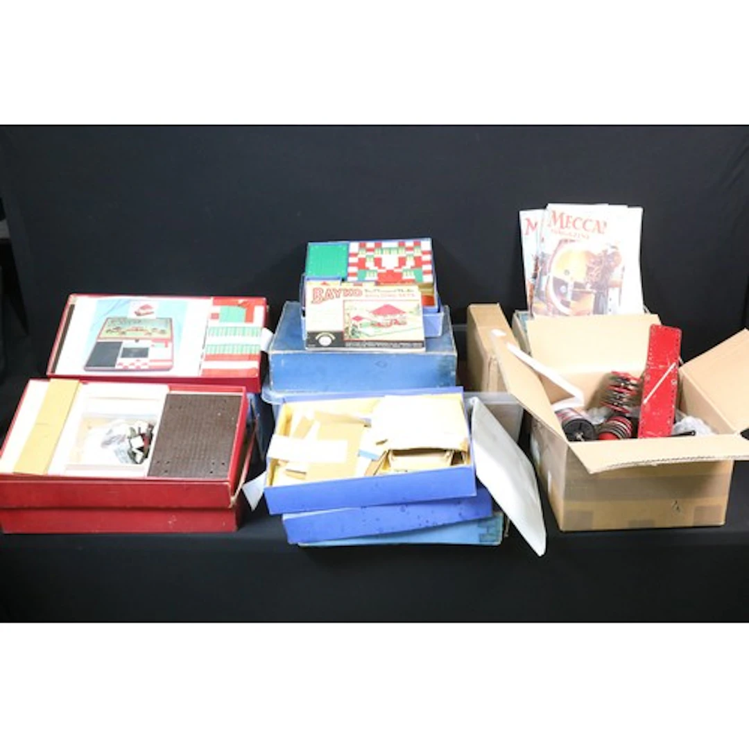 Large collection of Bayko sets to include 3 x Bayko Outfit N...