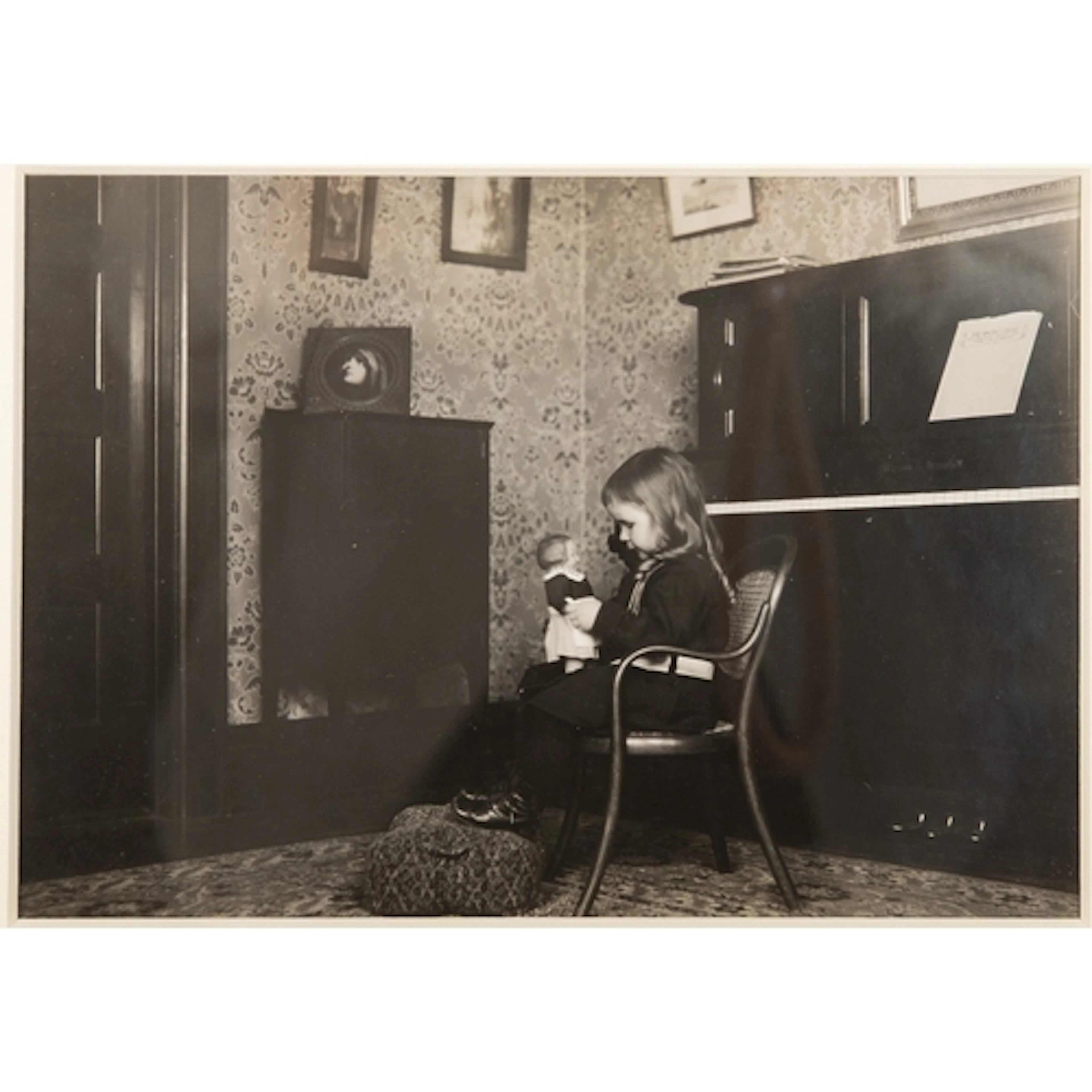 After Lewis Wicks Hine (USA, 1874-1940) - A study of a girl ...