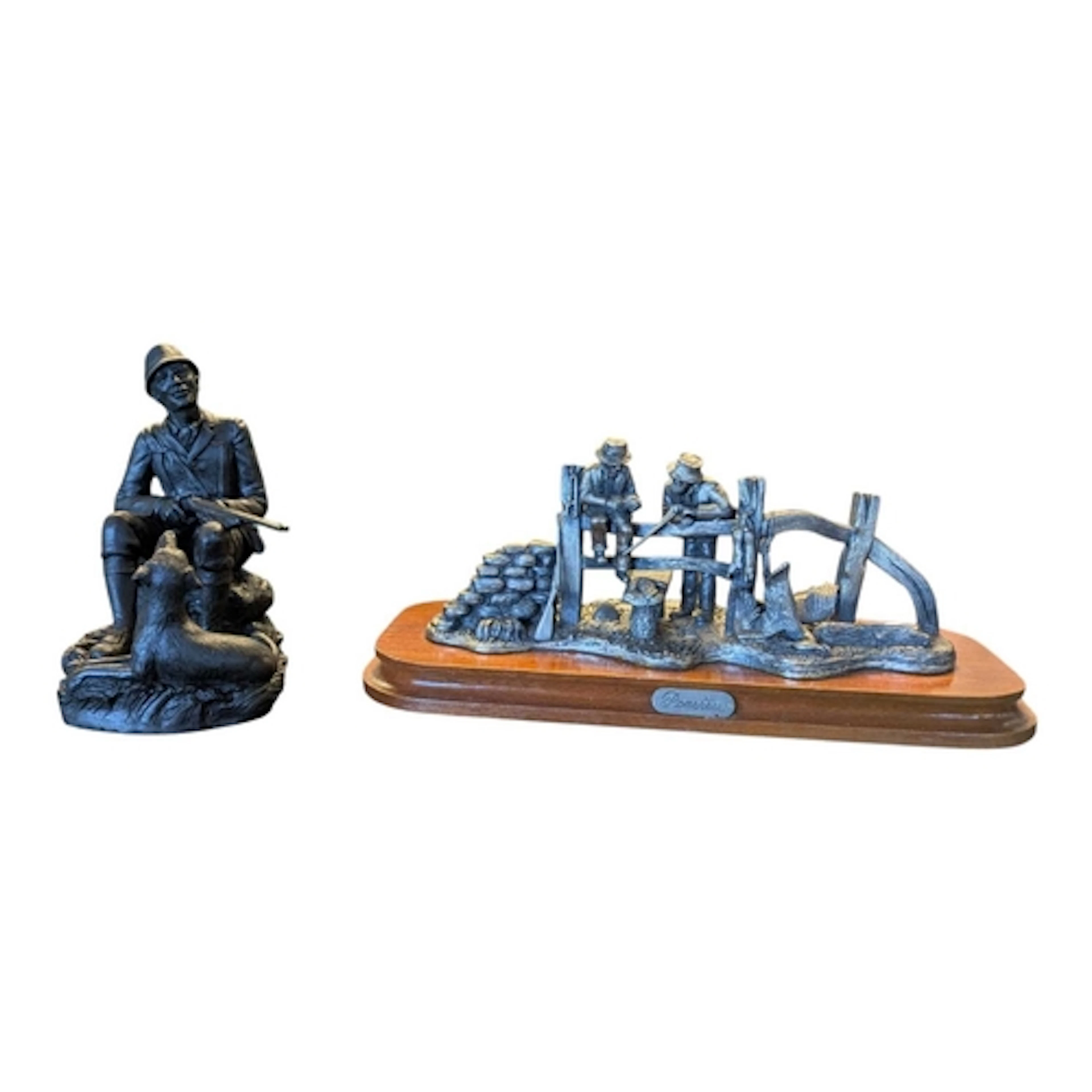 Two late 20th century decorative hunting figures. The collec...