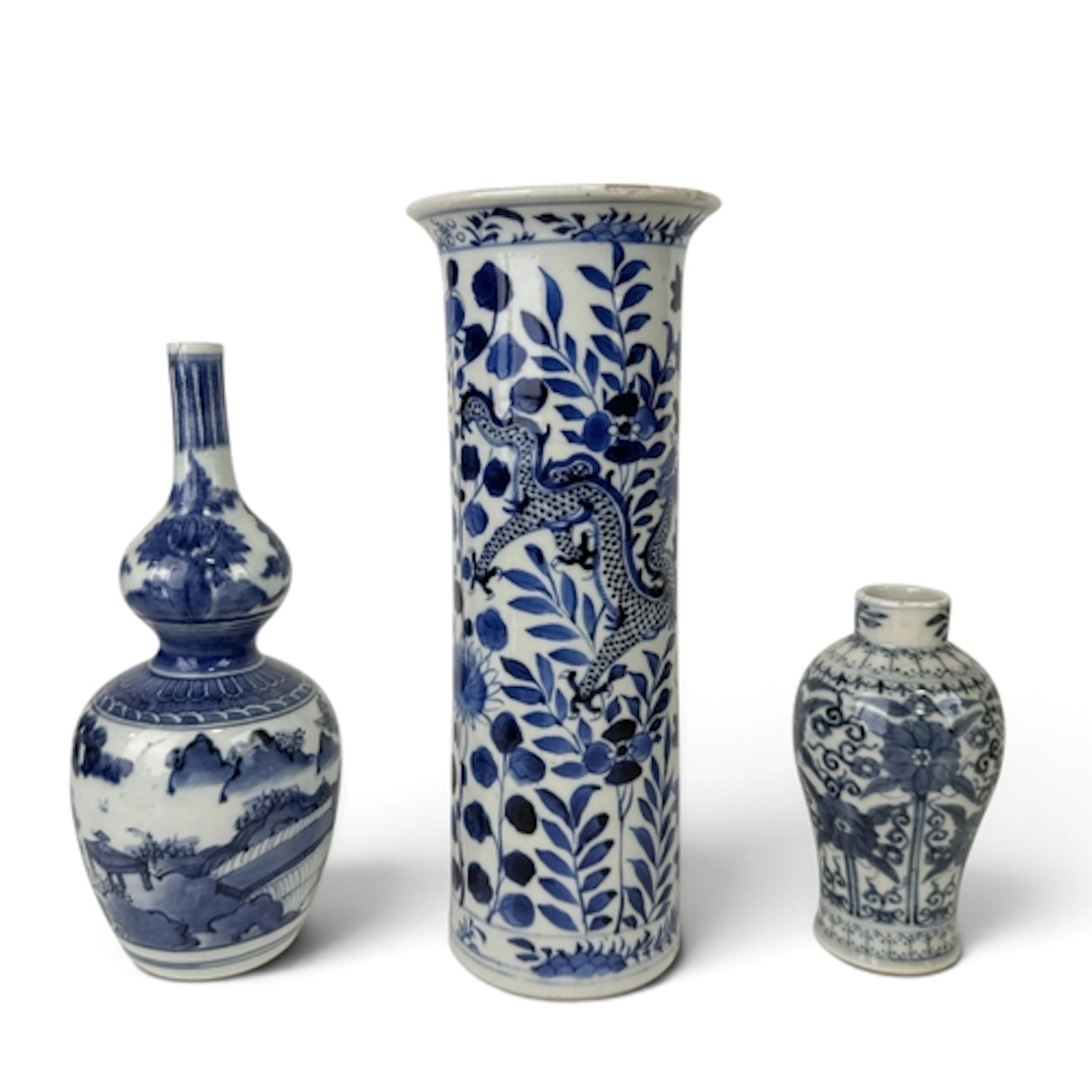 THREE BLUE AND WHITE CHINESE VASES, 19TH AND 20TH CENTURY Ta...
