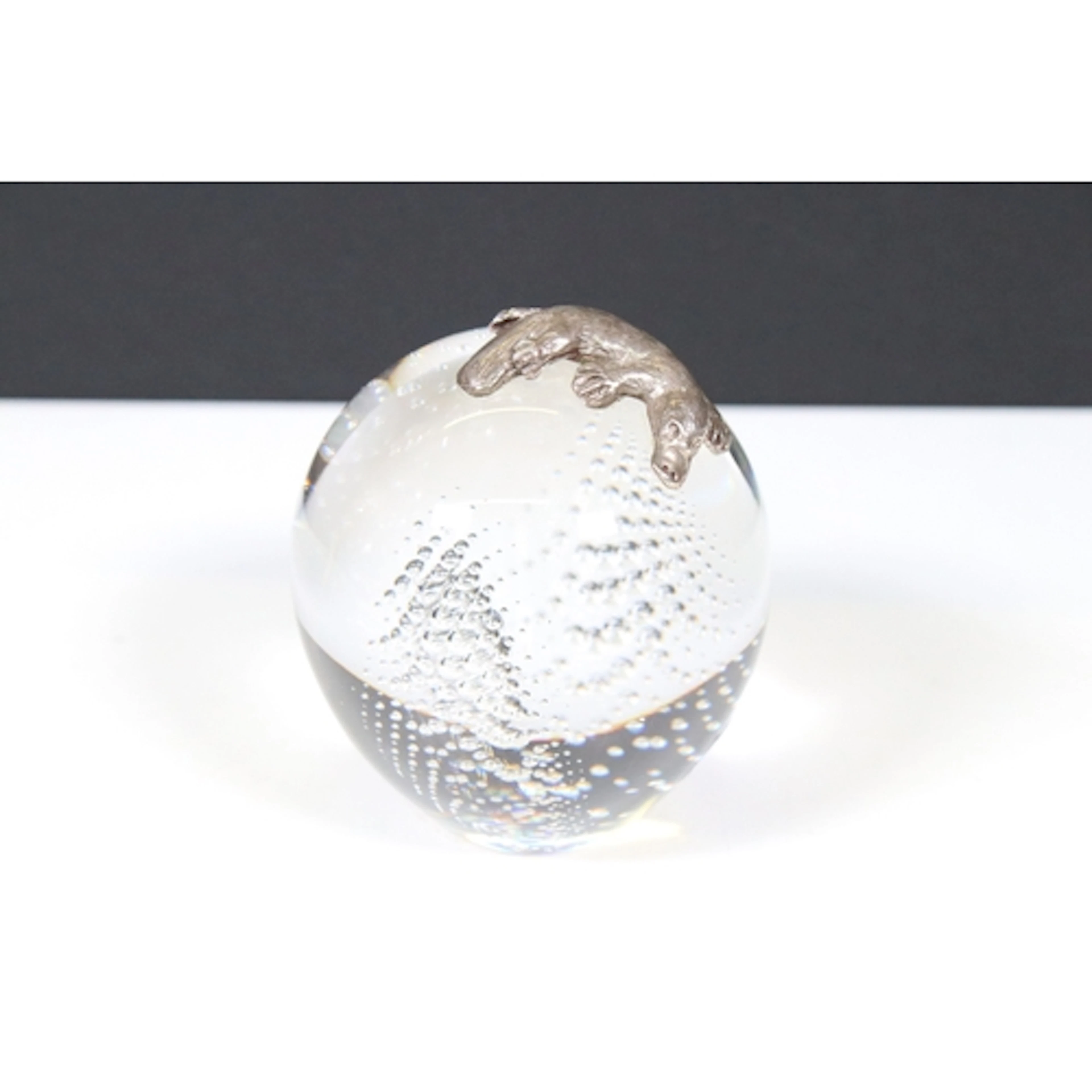 Oasis Crystal art clear glass controlled bubbles paperweight...