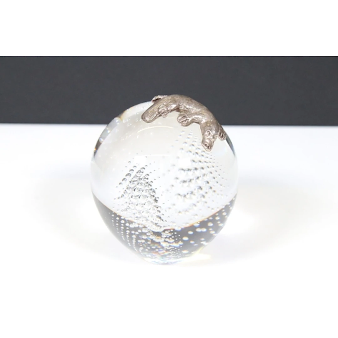Oasis Crystal art clear glass controlled bubbles paperweight...