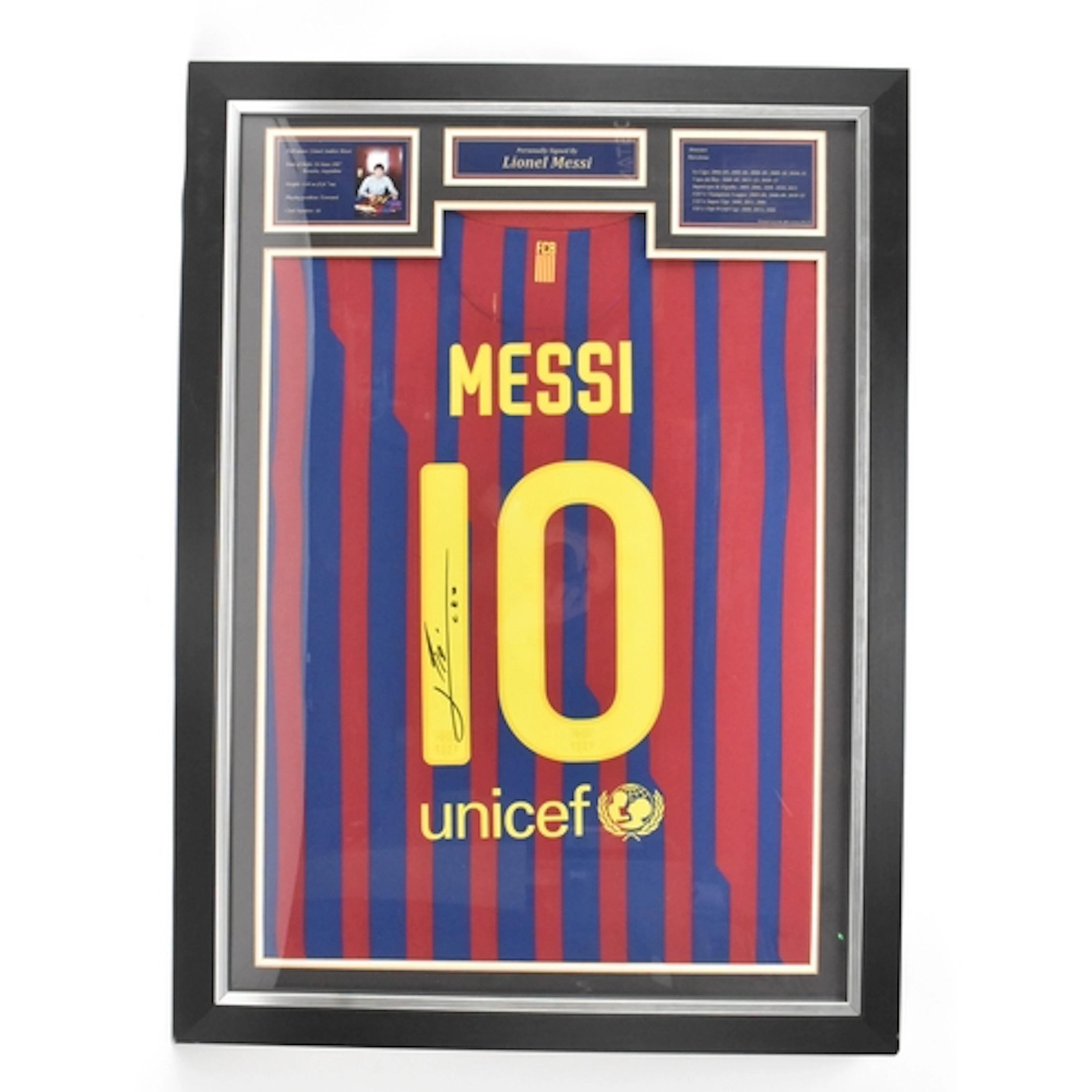 Football Memorabilia: A signed Lionel Messi signed Barcelona...