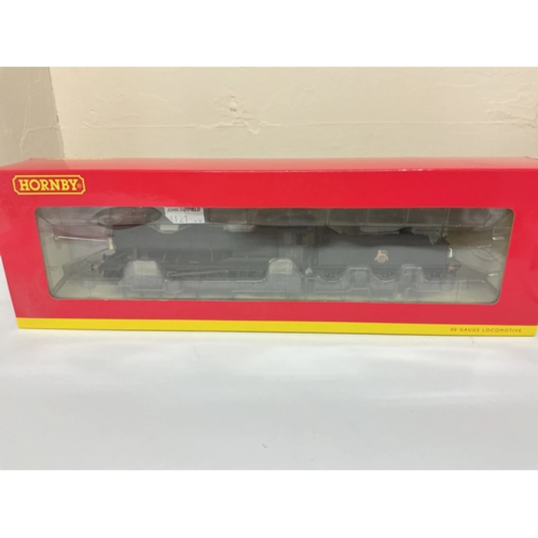 A Boxed Hornby 00 Gauge BR 38xx 3864 Weathered #R3006. DCC R...
