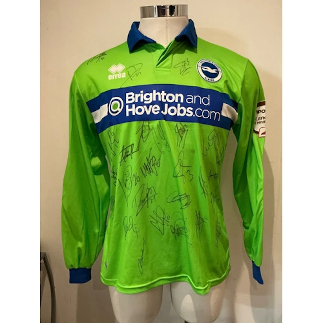 Brighton Match Prepared Multi Signed Football Shirt: Green G...