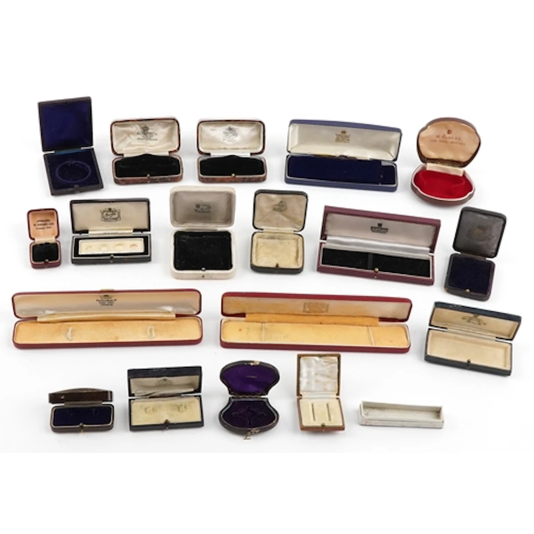 Antique and later jeweller's jewellery boxes including Pearc...
