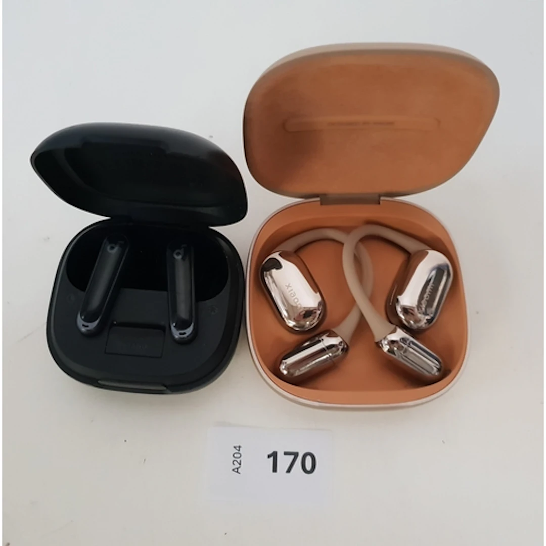 TWO PAIRS OF EARBUDS COMPRISING XIAOMI 5-DRIVER M250 JET AND...