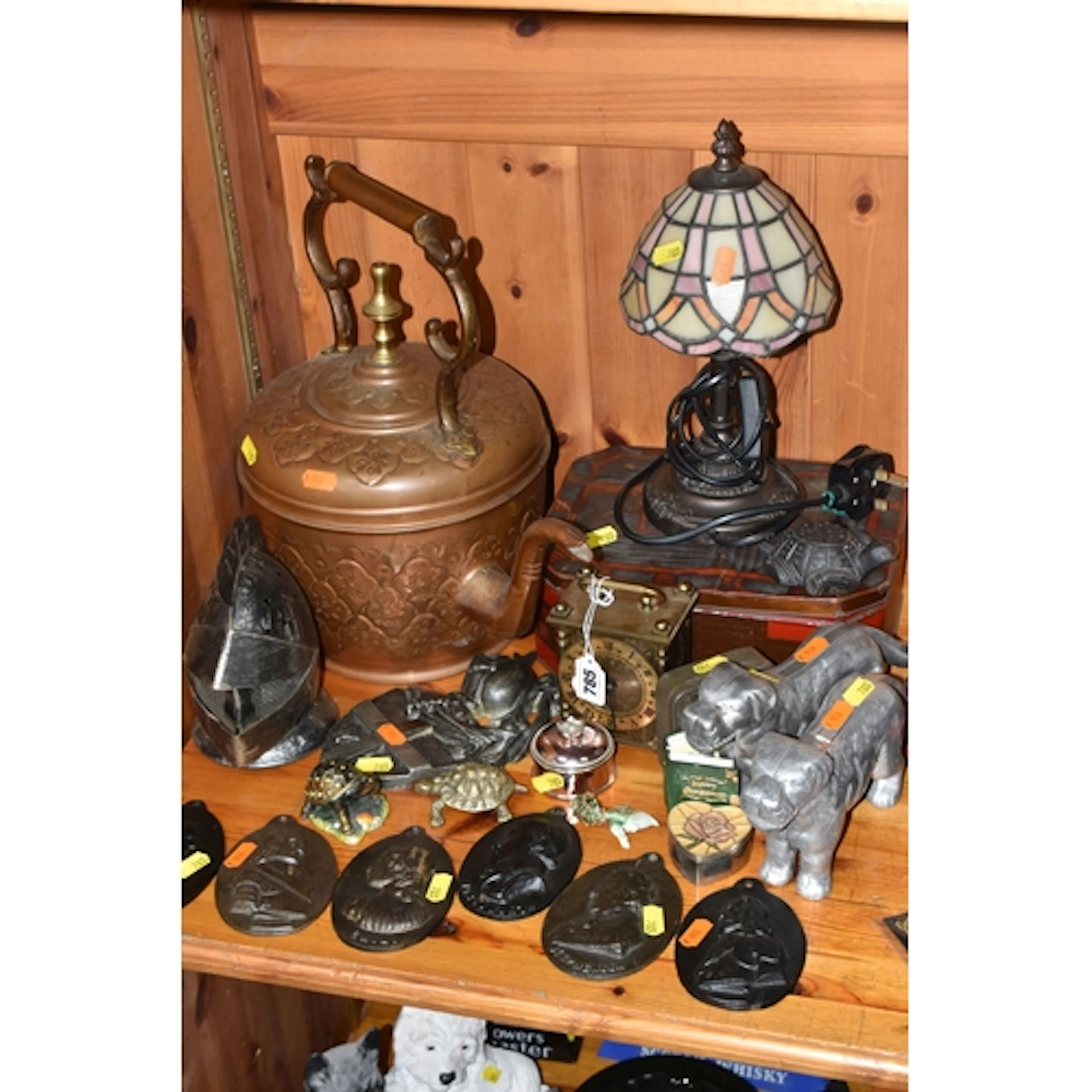 A QUANTITY OF ASSORTED METALWARES to include two metal nutcr...