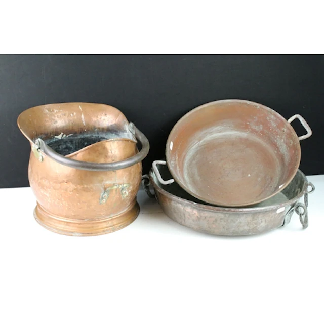 19th century shallow copper pan with twin wrought iron handl...
