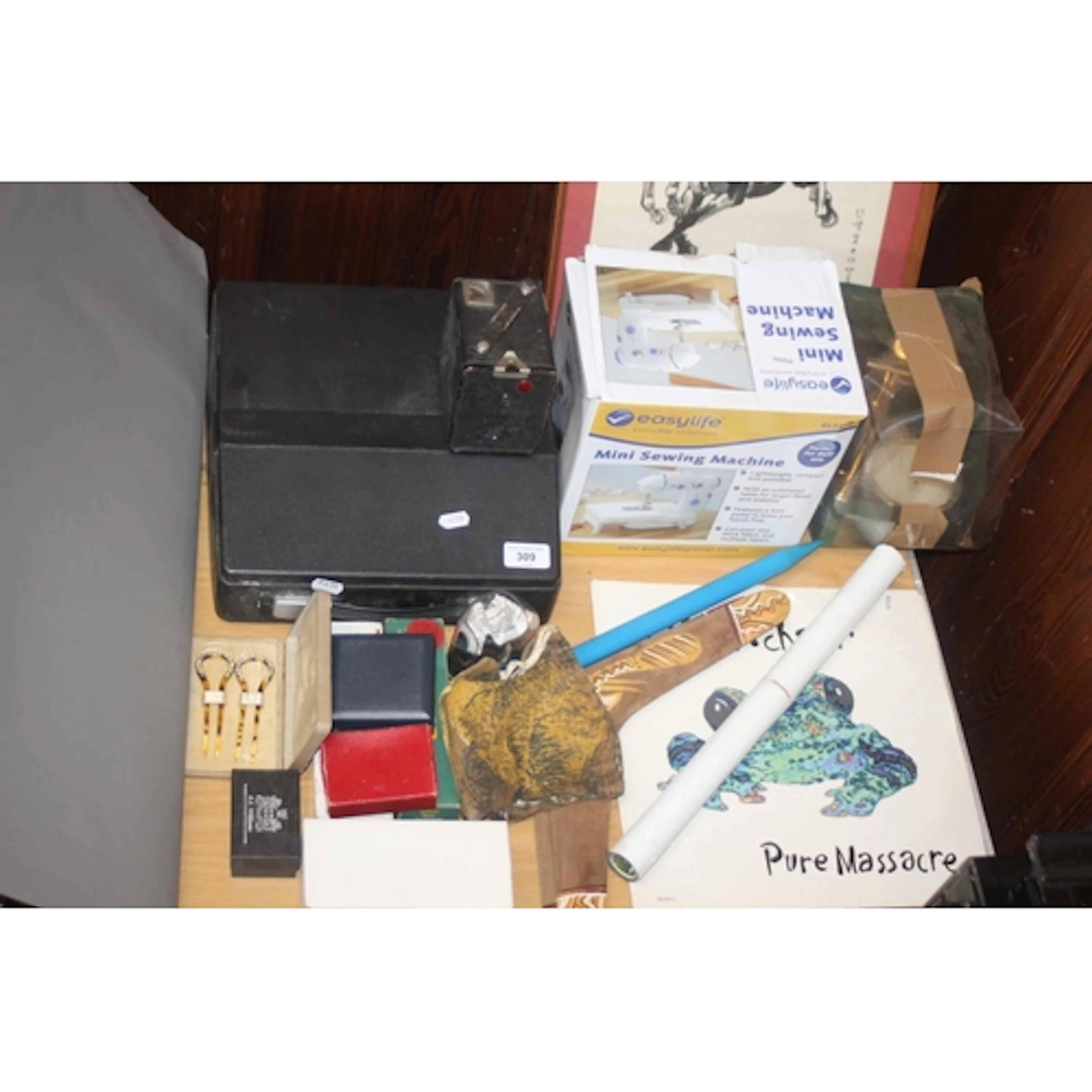 Typewriter, boxed camera, mini sewing machine, oriental prin...