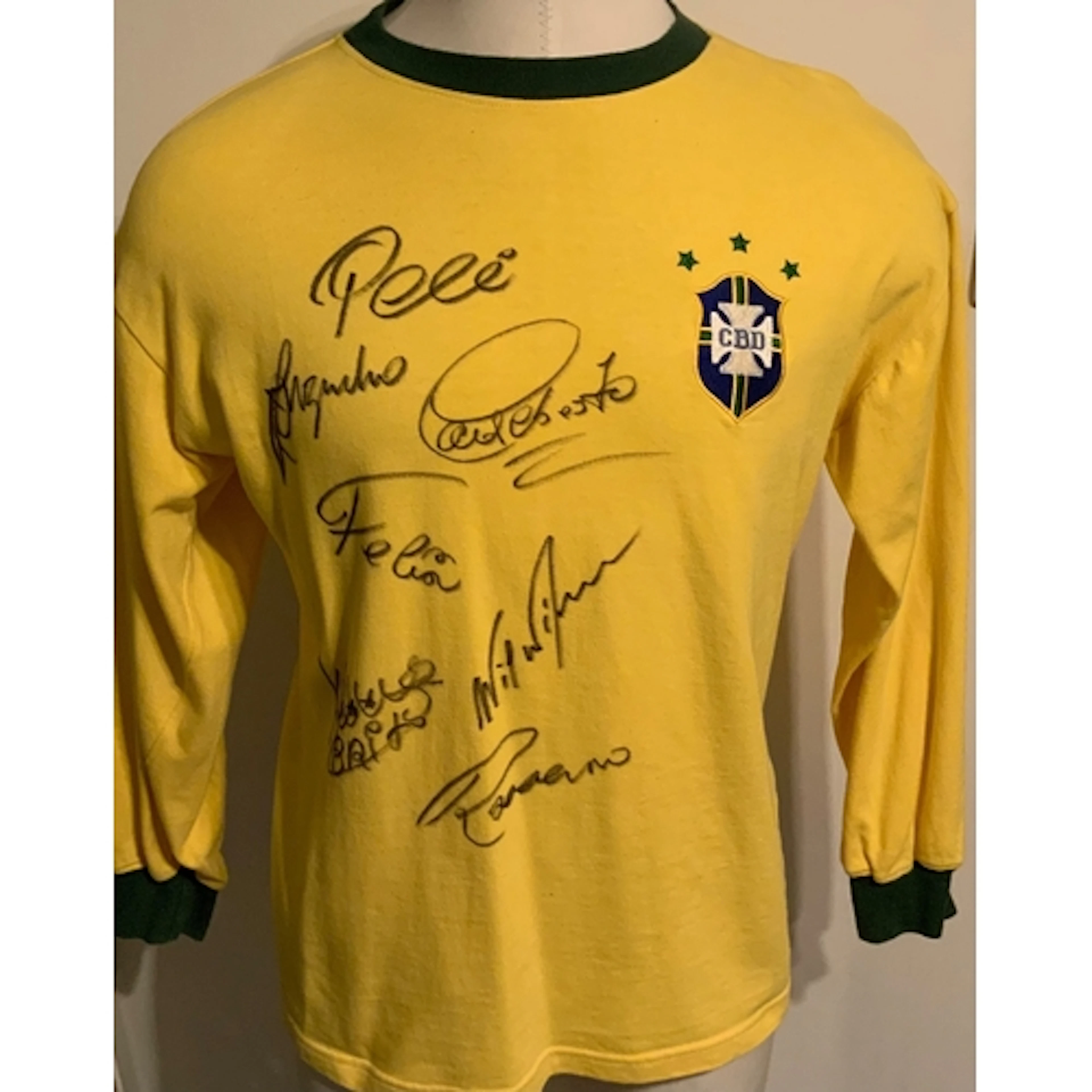 Brazil 1970 World Cup Squad Signed Football Shirt: Yellow lo...