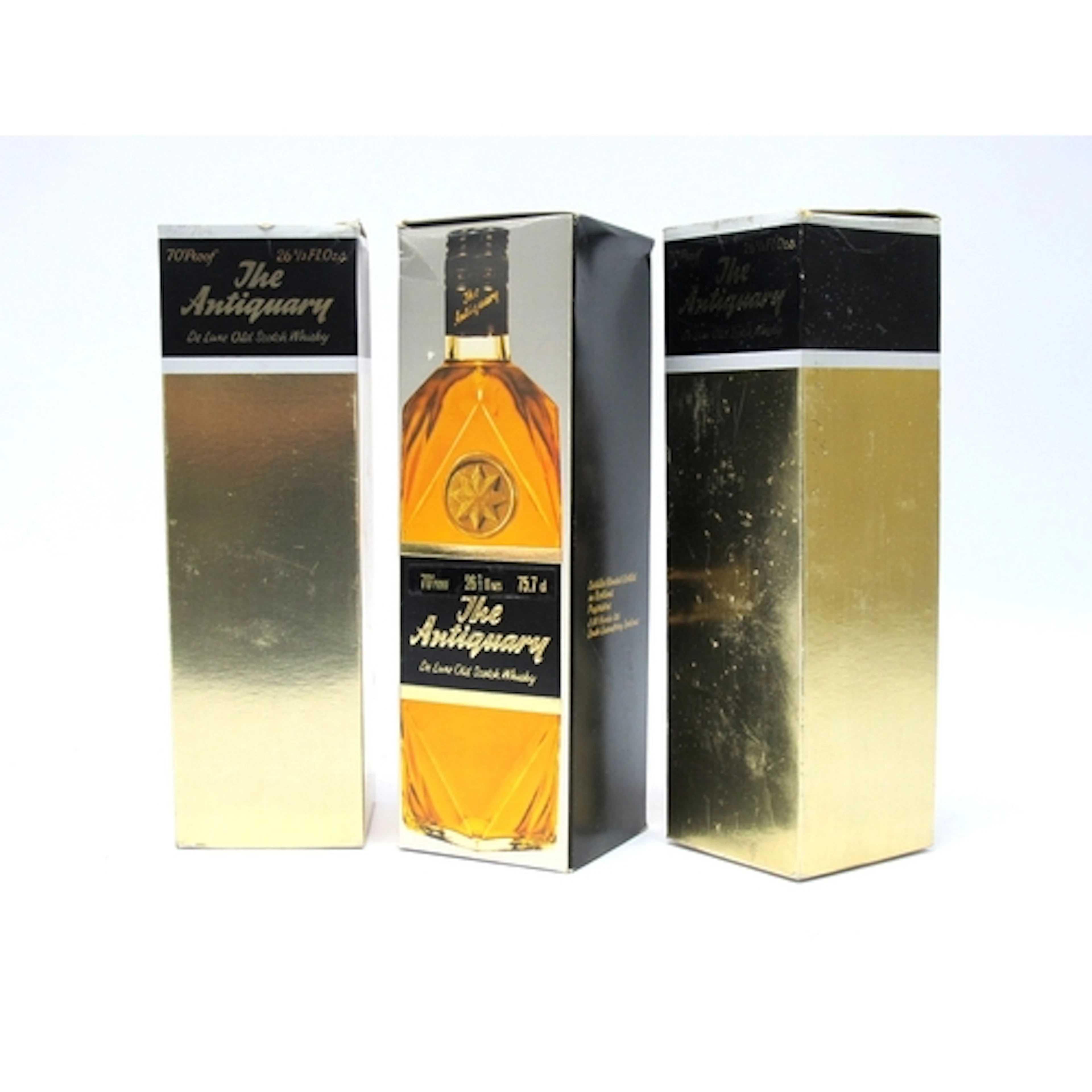 Whisky - The Antiquary De Luxe Old Scotch Whisky, boxed. (3)