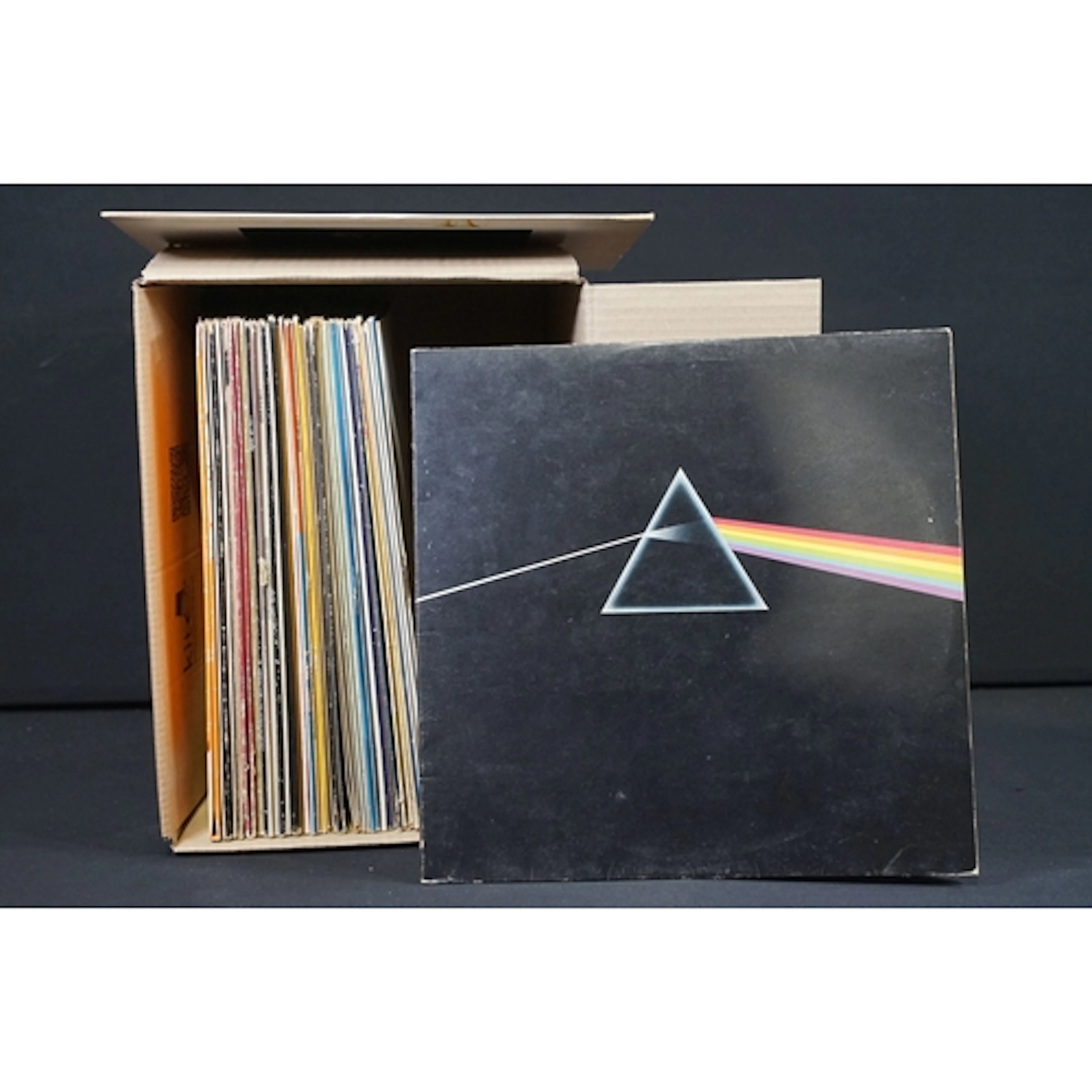 Vinyl - 34 Rock, Pop & Jazz LPs to include Pink Floyd x 2, T...