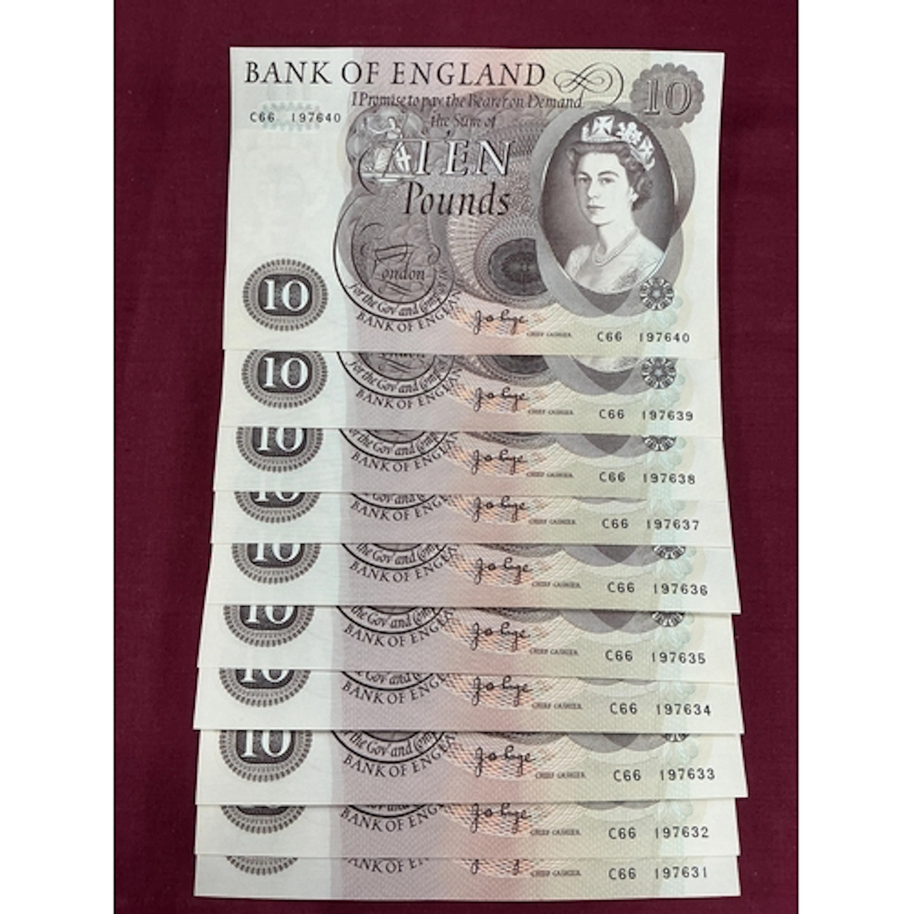 Ten QEII 1964 - 1975 Uncirculated GB Consecutive Number Run ...