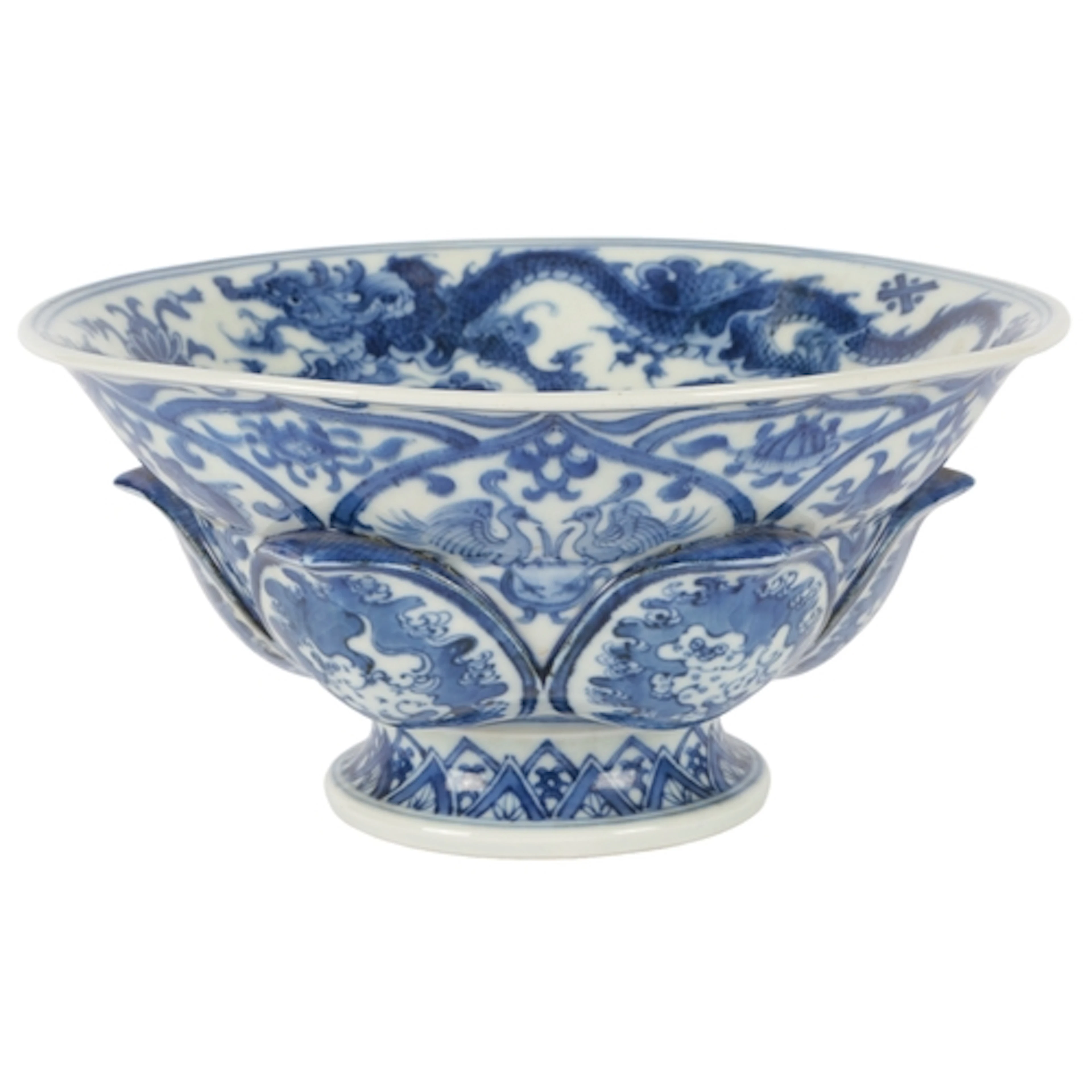 Makuzu Kozan II (1859-1940), a good Japanese blue and white ...