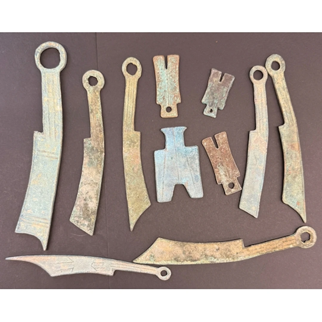 A group of x11 Chinese bronze pieces of ancient money type, ...