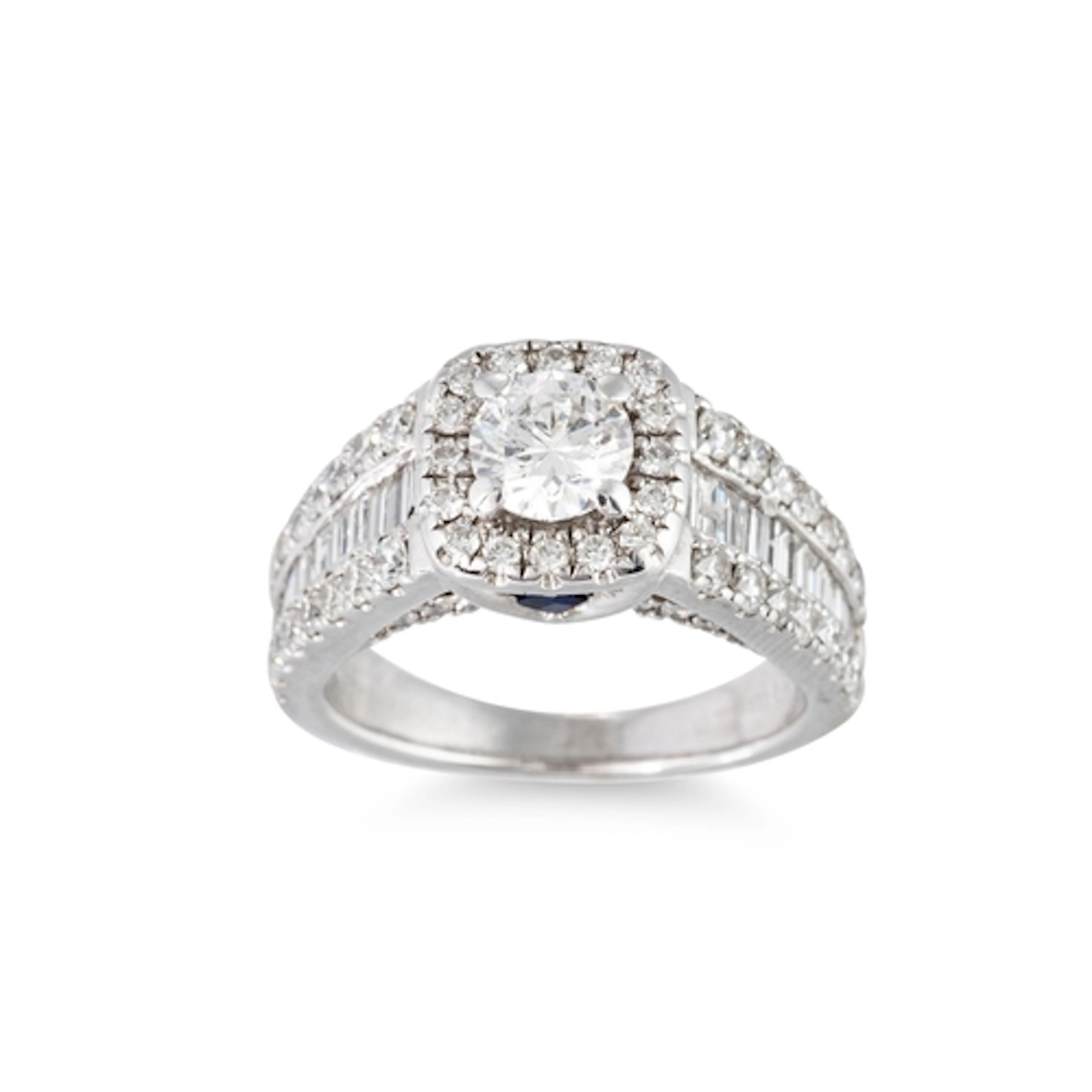 A DIAMOND CLUSTER RING, the brilliant cut diamond to diamond...