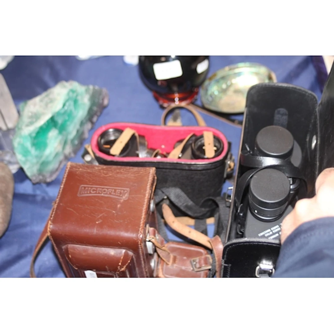 Two pairs of binoculars, opera glasses, Microflex camera, (4...