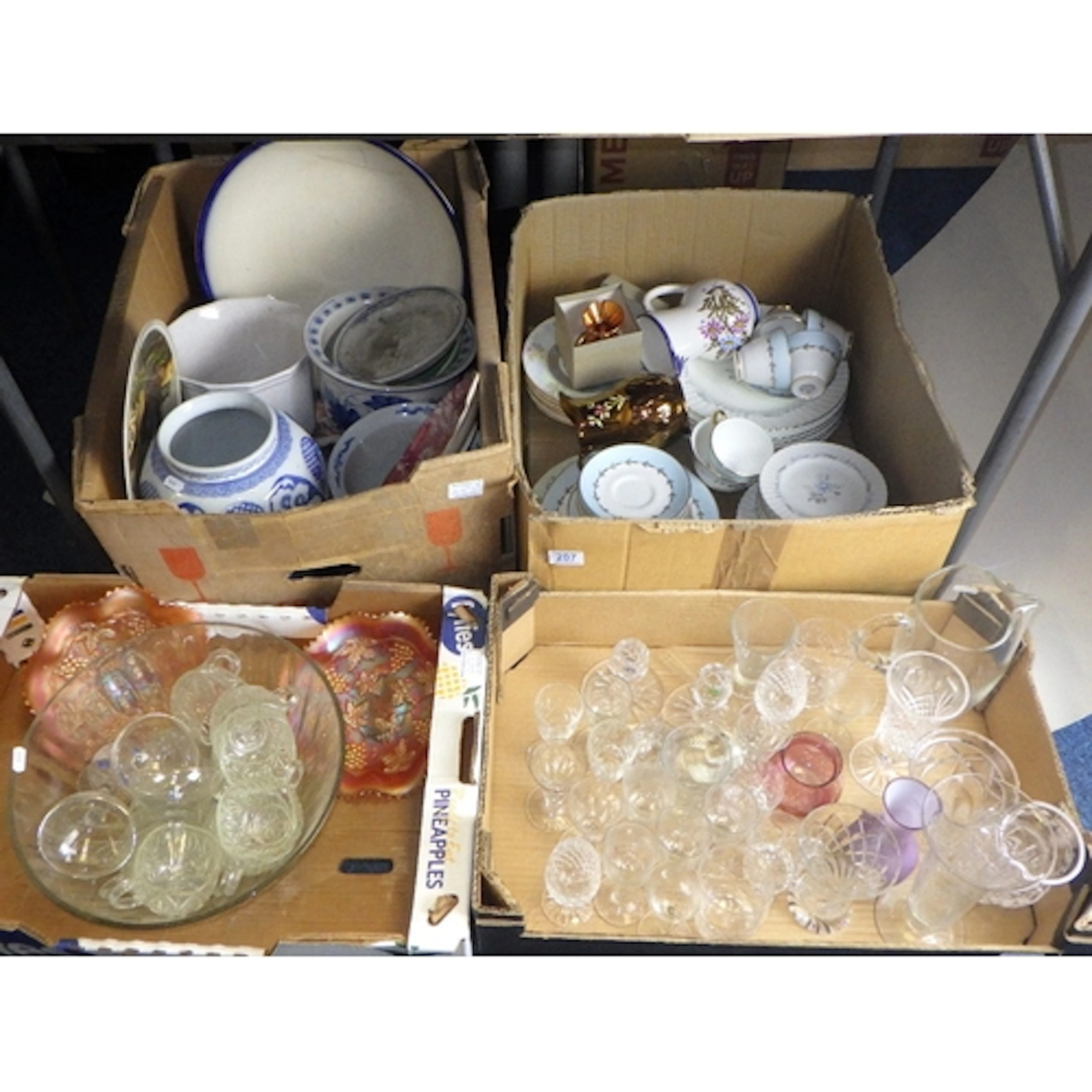 A qty of misc ceramics & glassware to inc Oriental jardinièr...