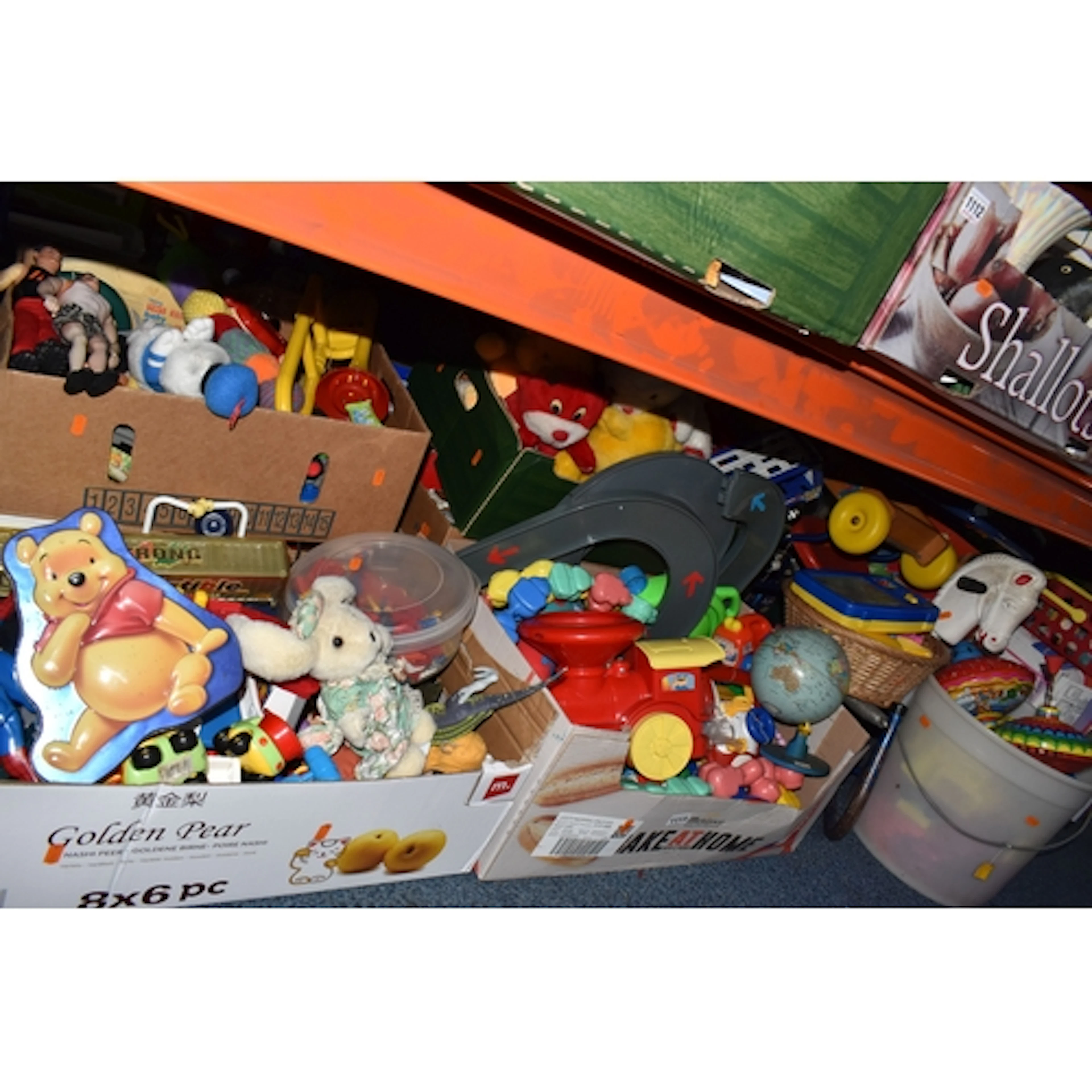 SIX BOXES AND LOOSE ASSORTED TOYS AND GAMES ETC, to include ...