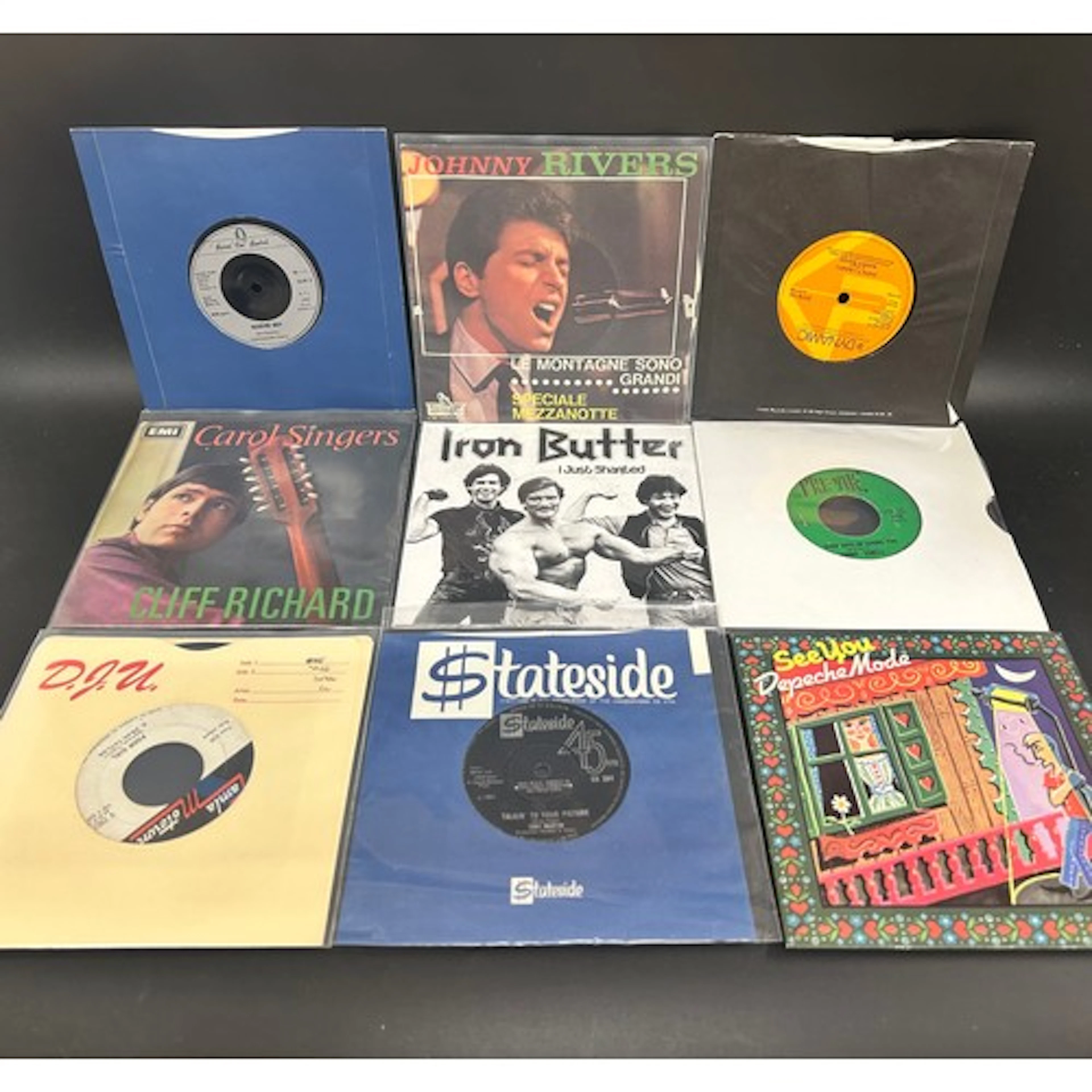 Collection of vinyl 45rpm singles to include Johnny Rivers, ...
