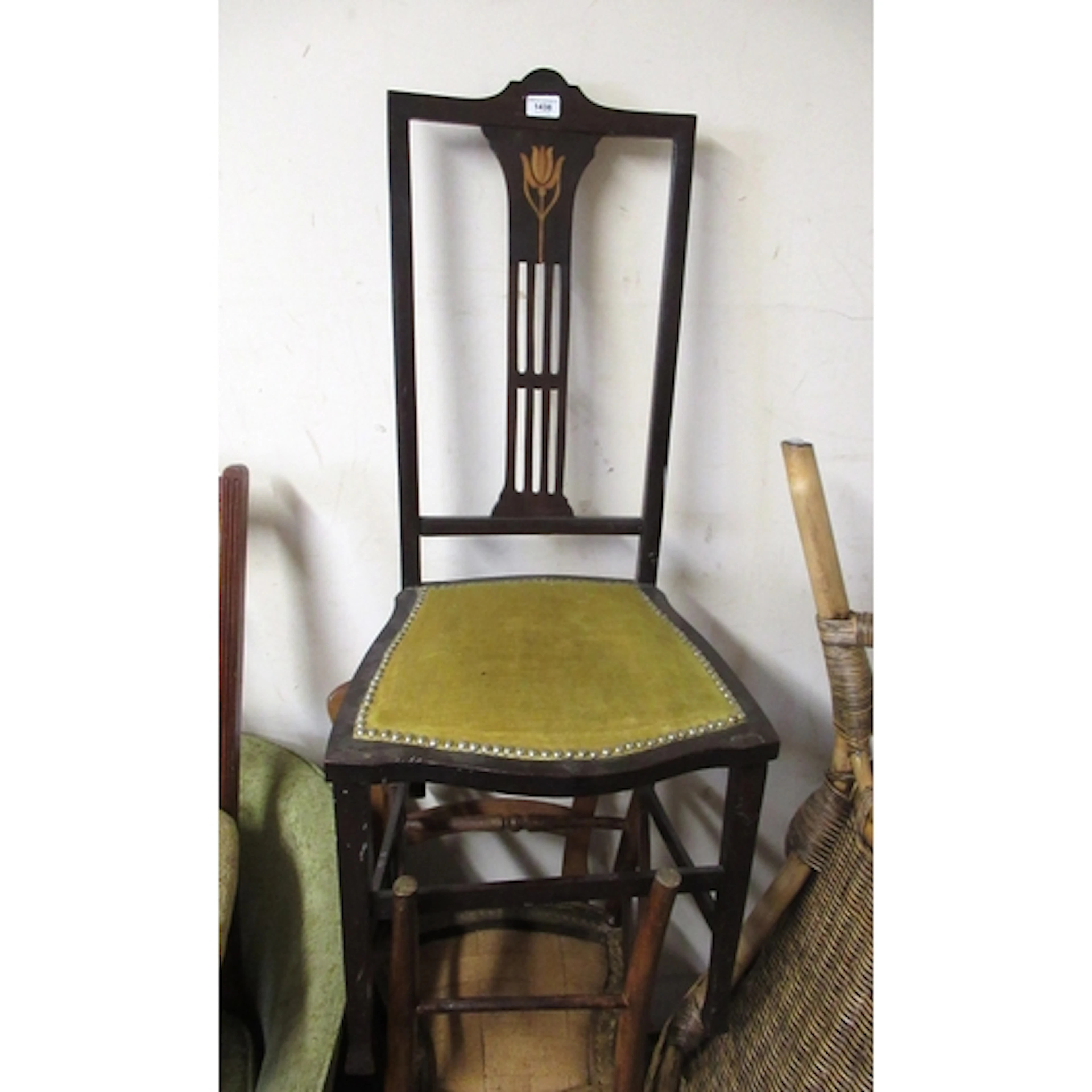 Art Nouveau mahogany side chair, with tulip inlaid pierced b...