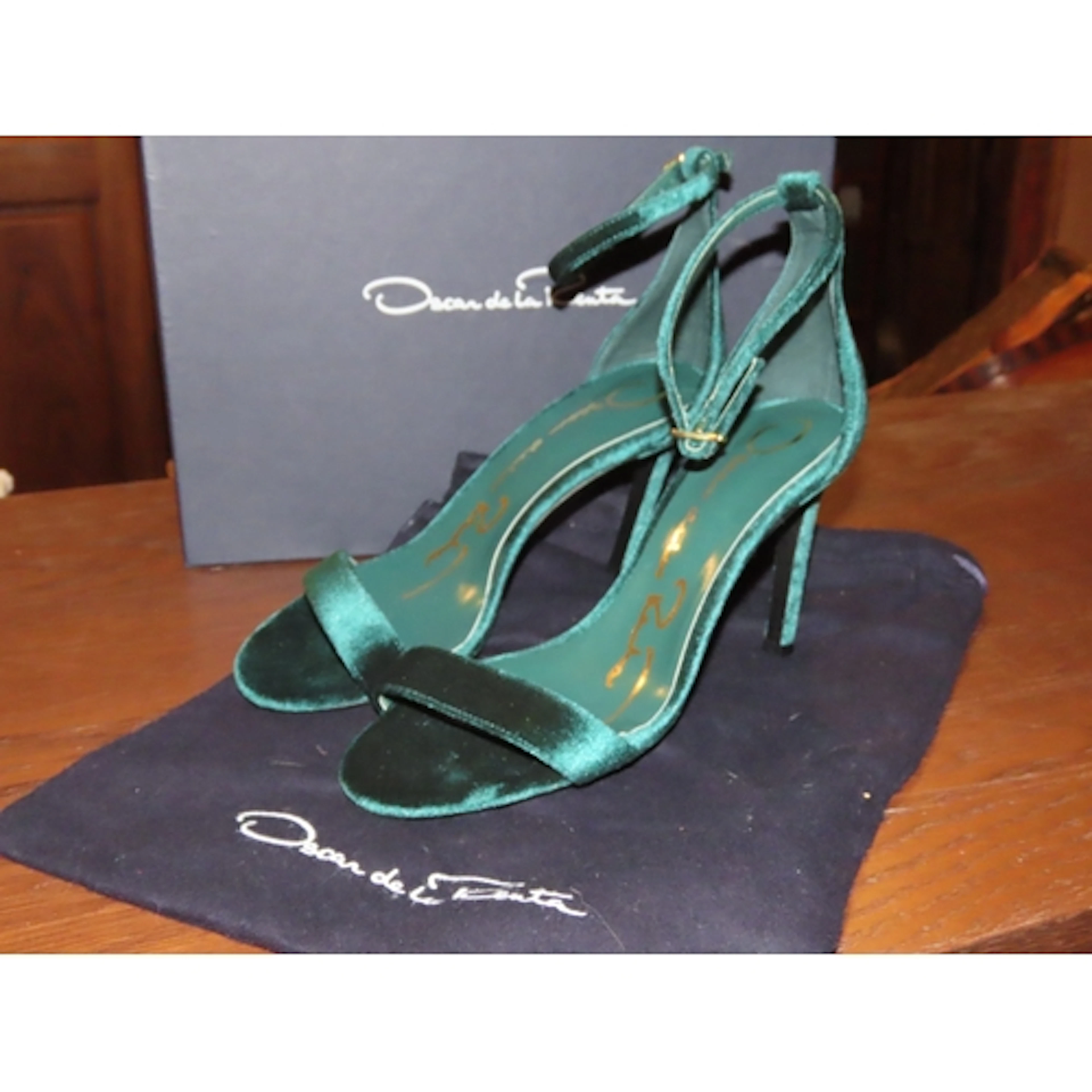 Oscar de la Renta Pair of Lady's Evening High Heel Evening S...
