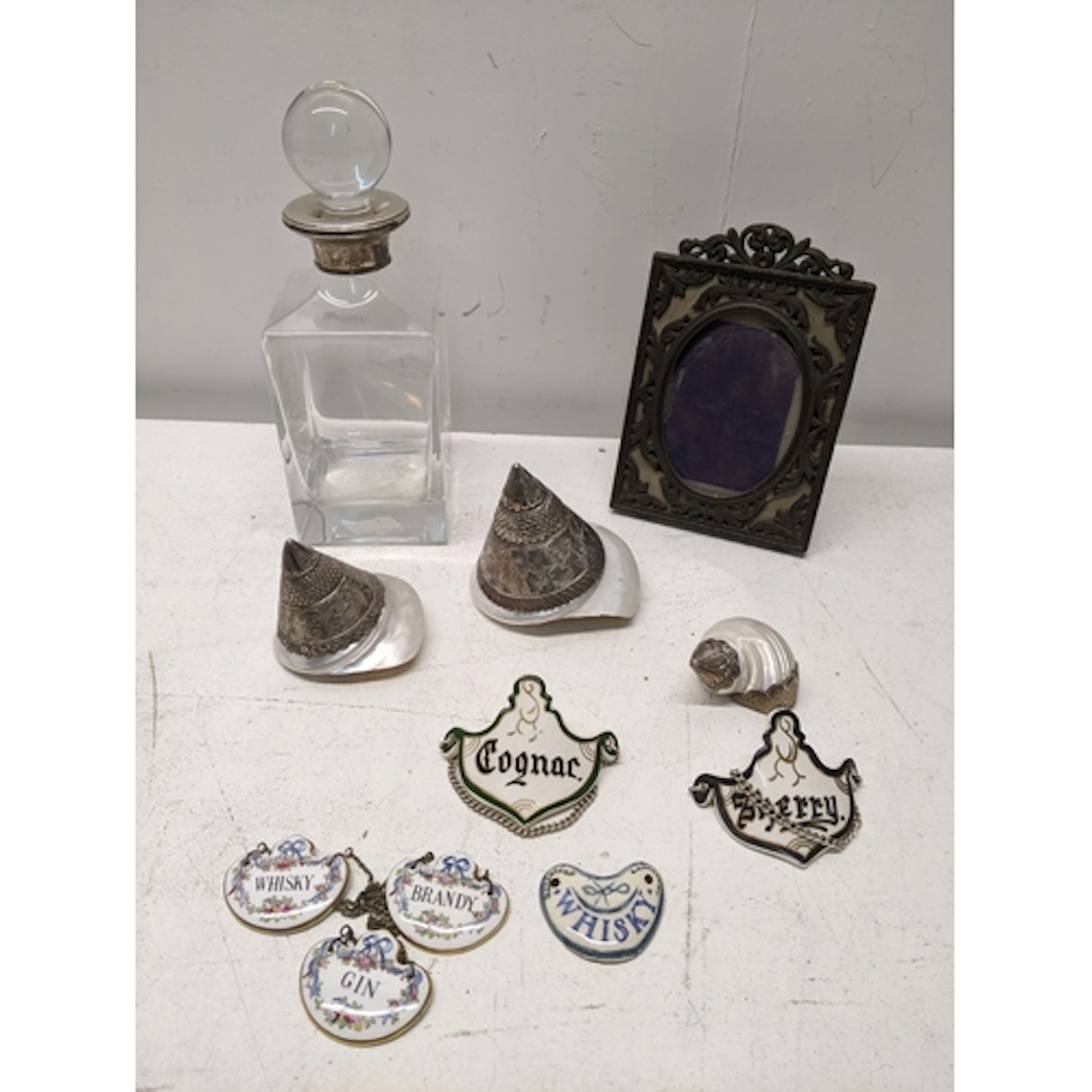 A Broadway glass and silver collared whisky decanter, Birmin...