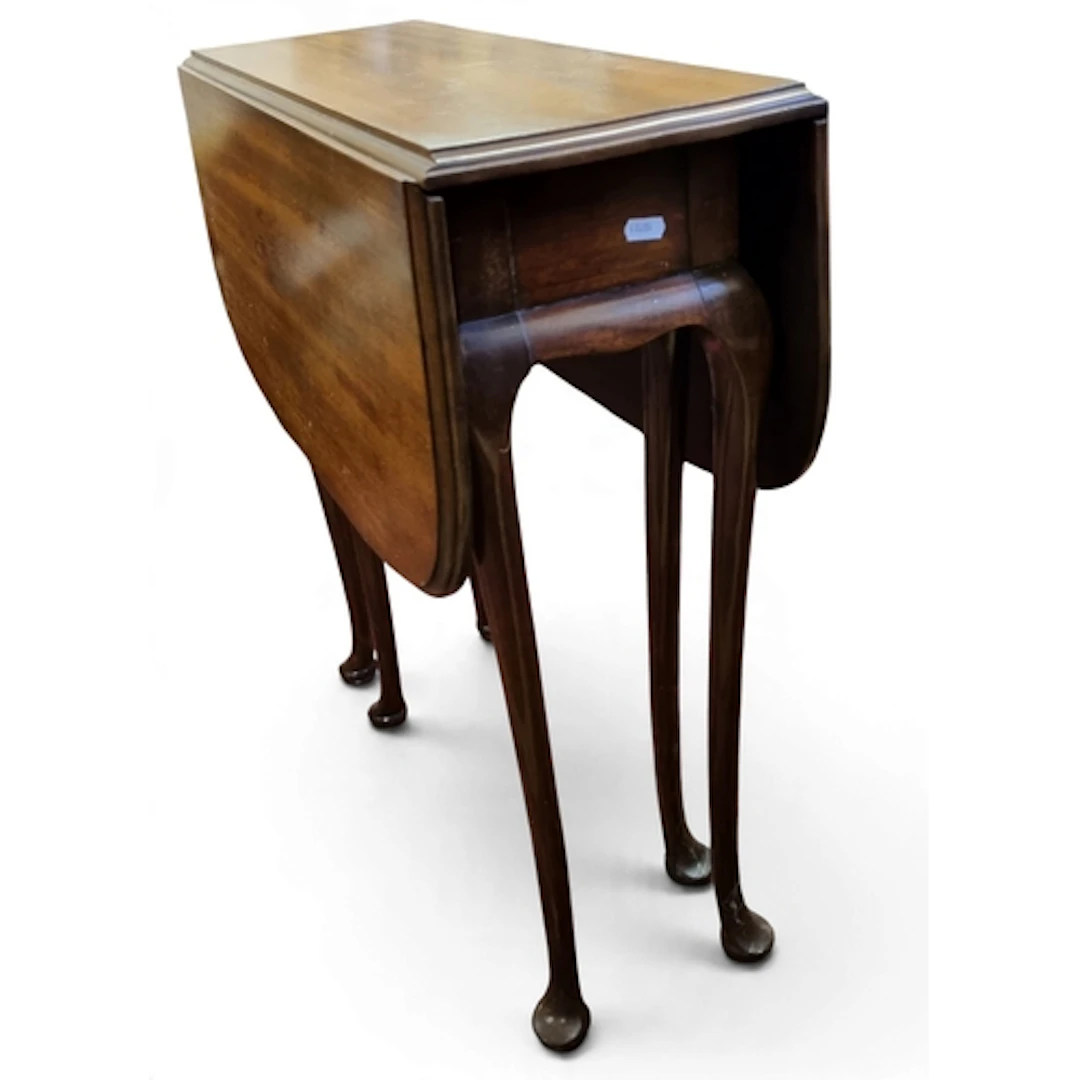 A good late 19th Century Mahogany Sutherland table of good s...