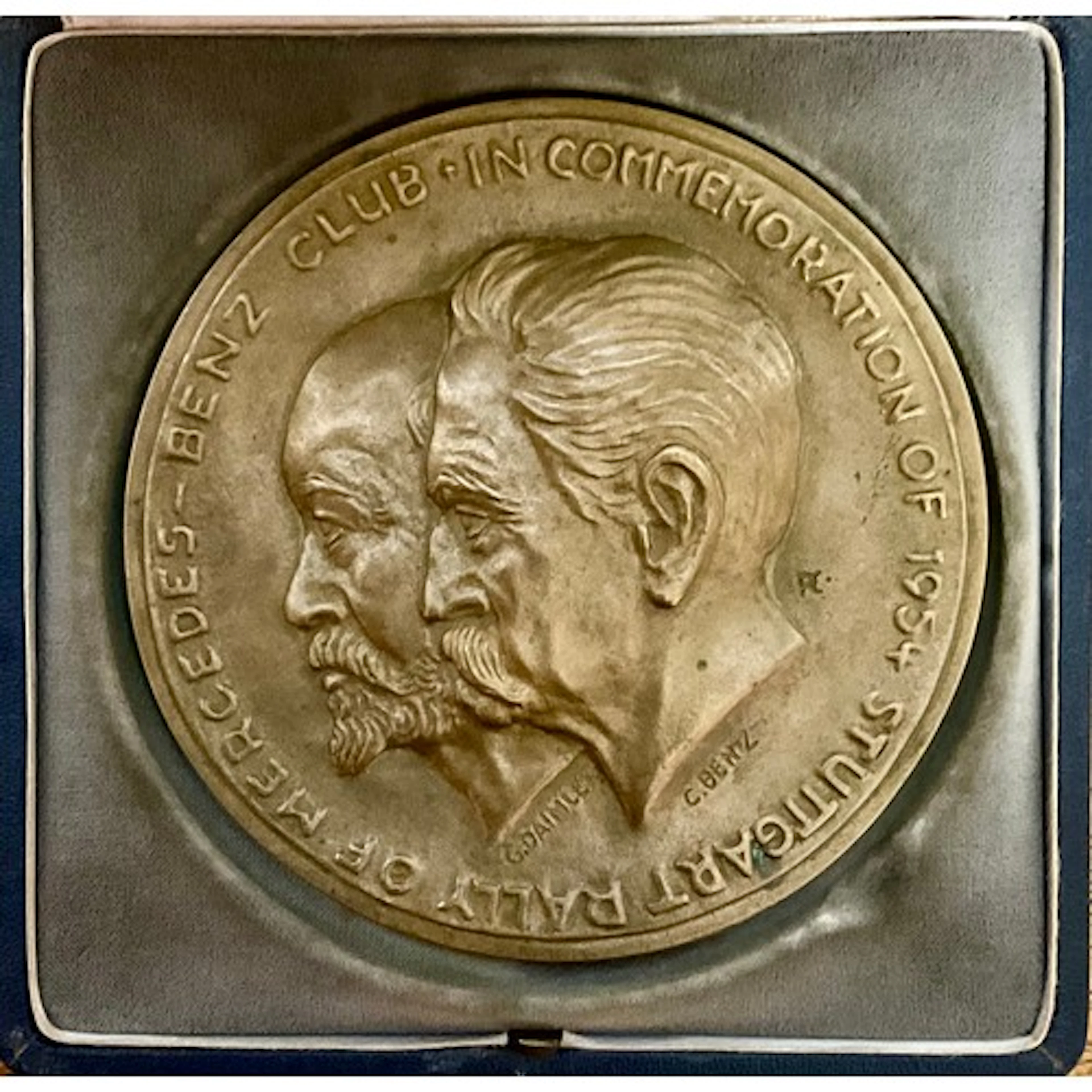 Automobilia - a commemorative bronze medallion, Mercedes-Ben...