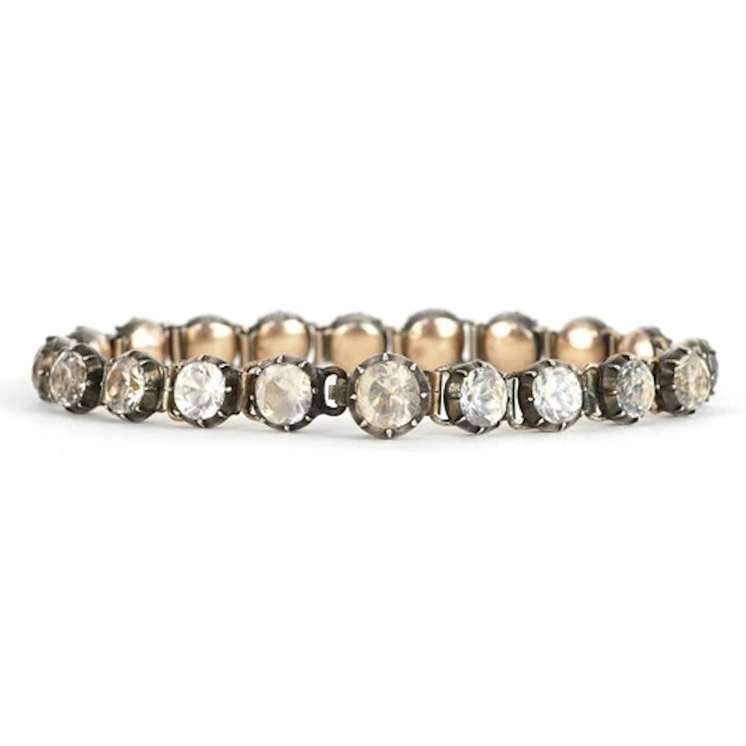 Antique unmarked silver paste bracelet, 17cm in length, 15.9...