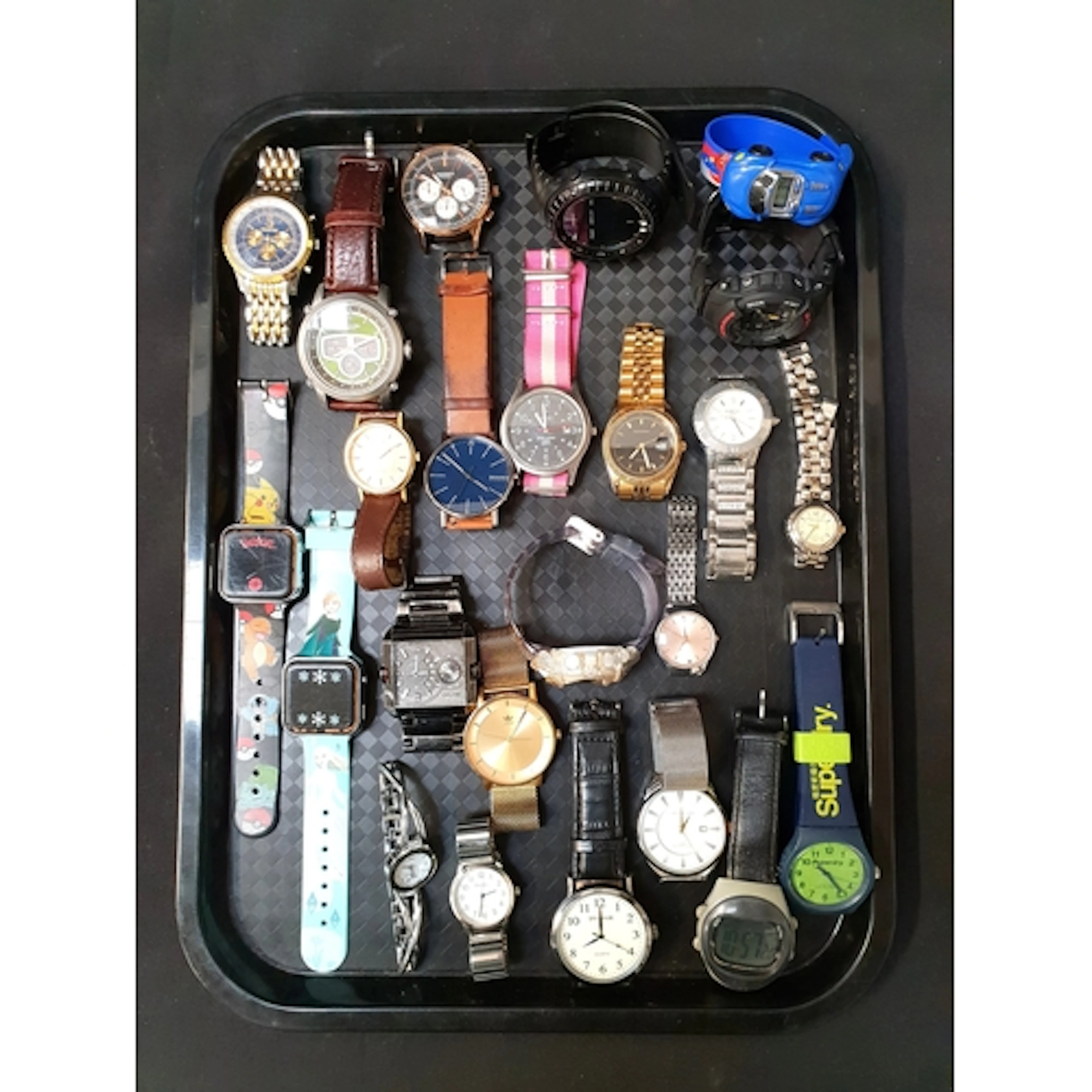 SELECTION OF LADIES AND GENTLEMEN'S WATCHES including G-Shoc...
