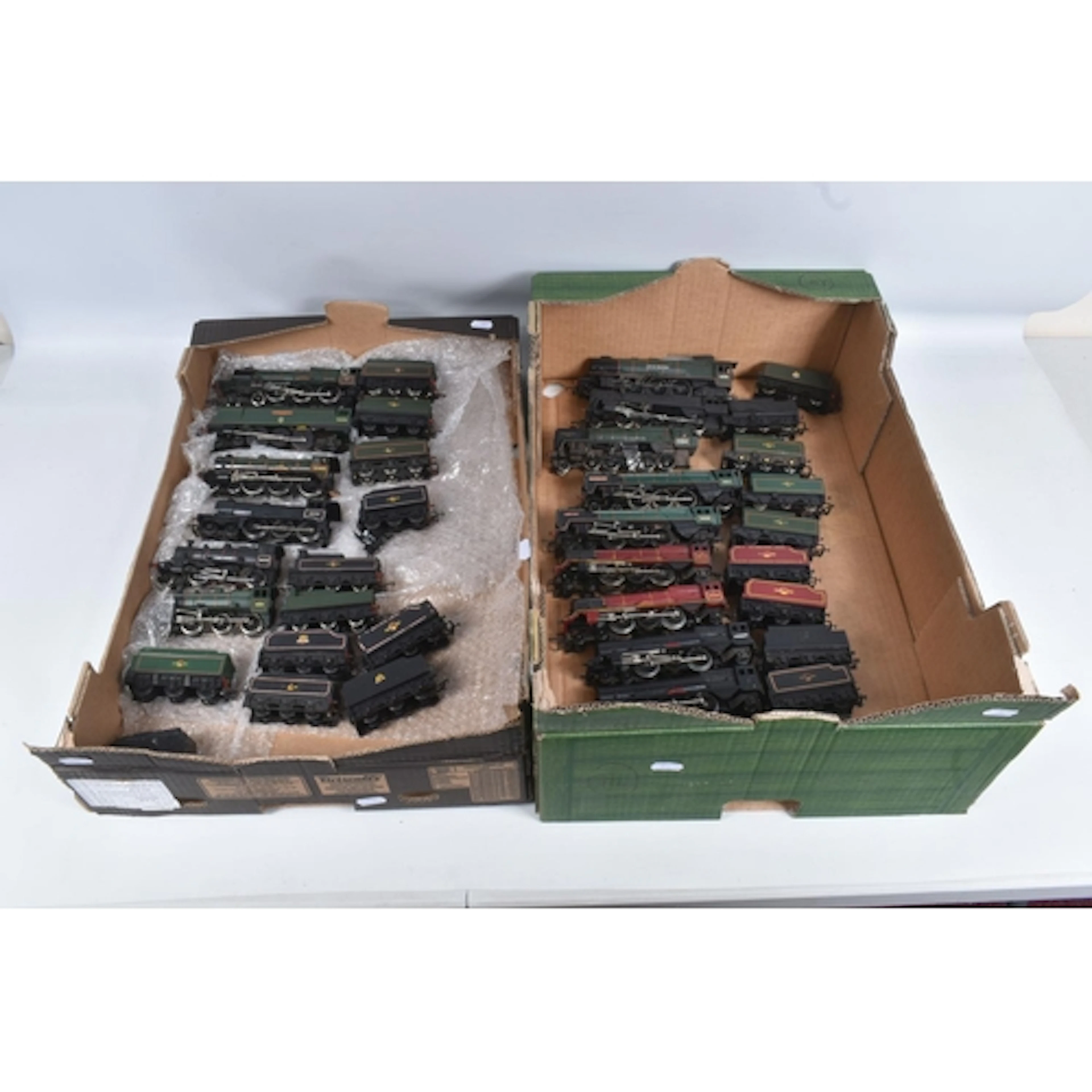 A QUANTITY OF UNBOXED ASSORTED OO GAUGE LOCOMOTIVES IN B.R. ...