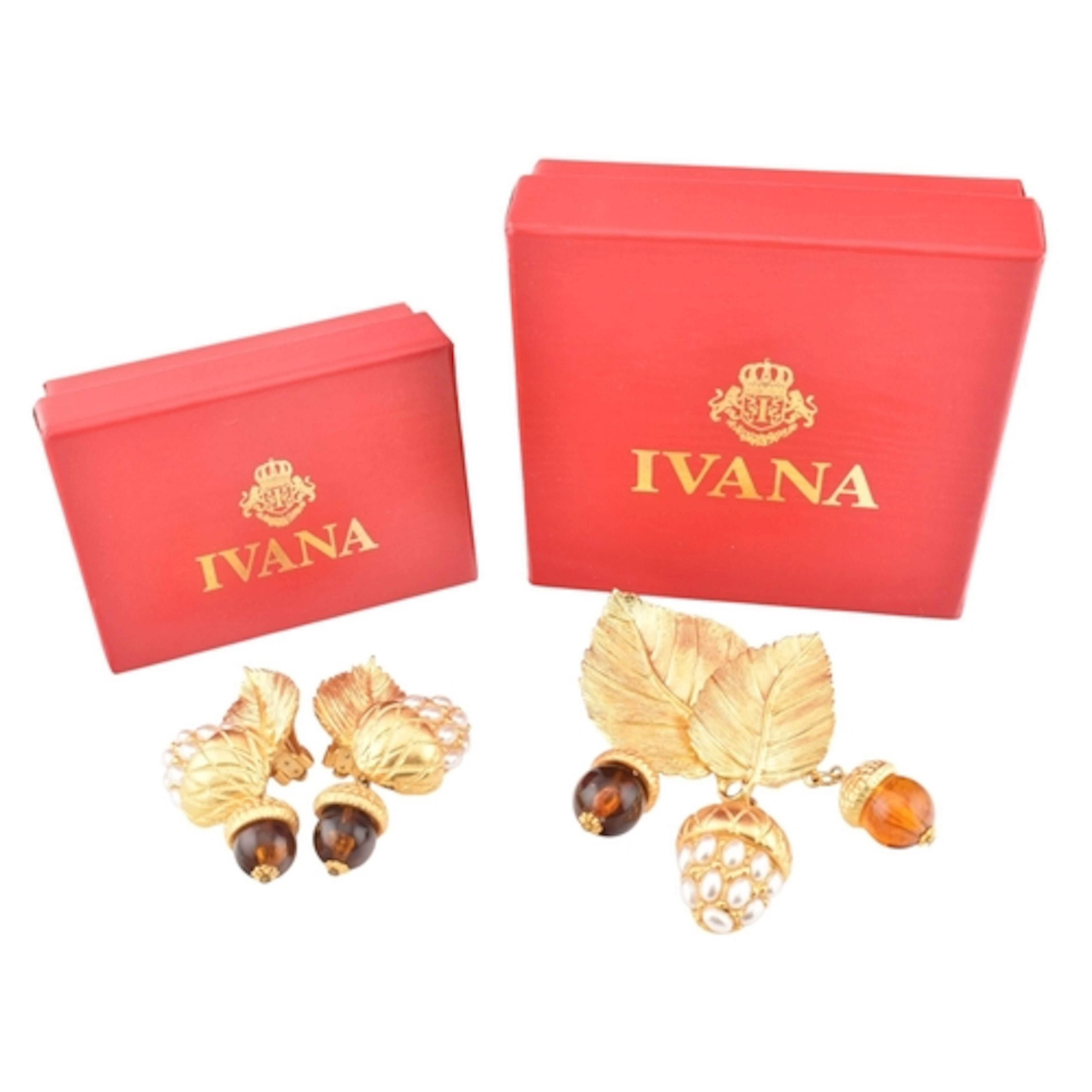 Signed Ivana gold tone, bead, and faux pearl oak leaf and ac...