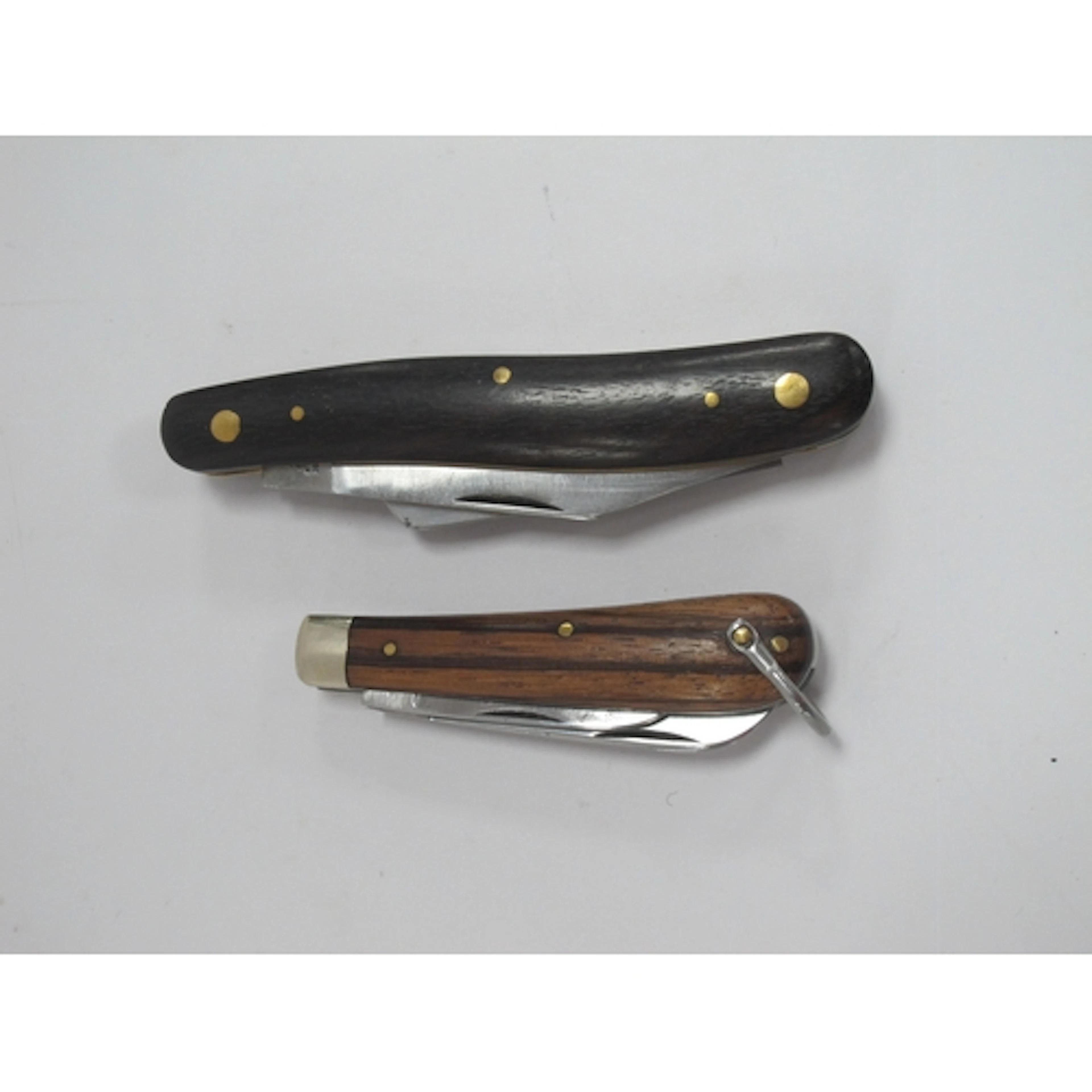 I.XL George Wostenholm Three Blade Knife, brass linings, ser...