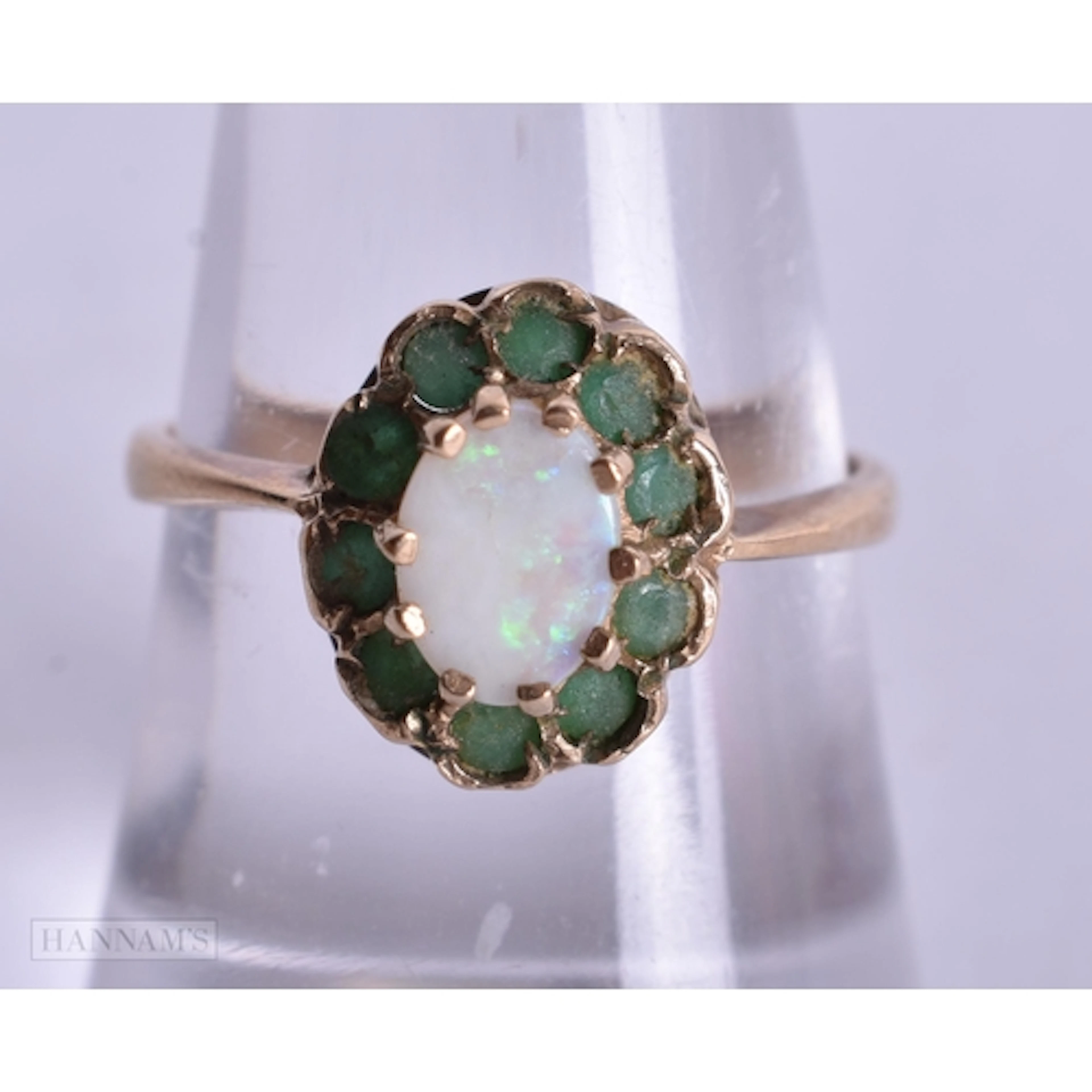 A 9CT GOLD OPAL RING. 2 grams. O.
