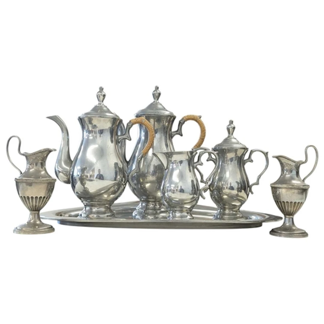 Pura, Made in Indonesia - A vintage 20th century silver plat...