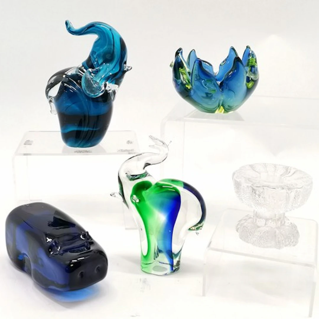 Mdina blue glass elephant with original label 15cm high, Kri...